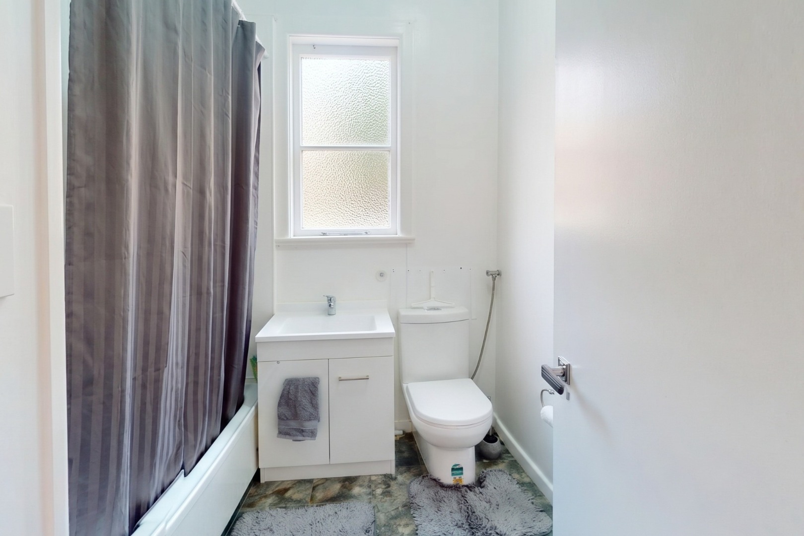 West End - 2 Bedrooms