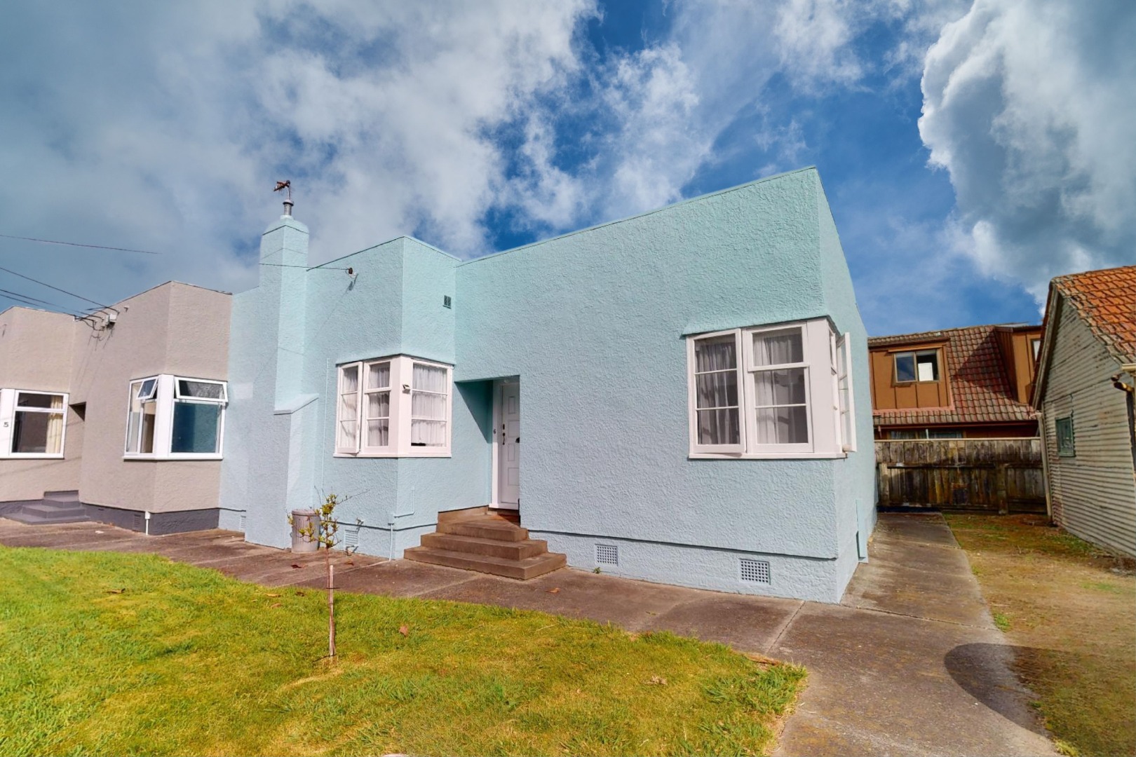 West End - 2 Bedrooms