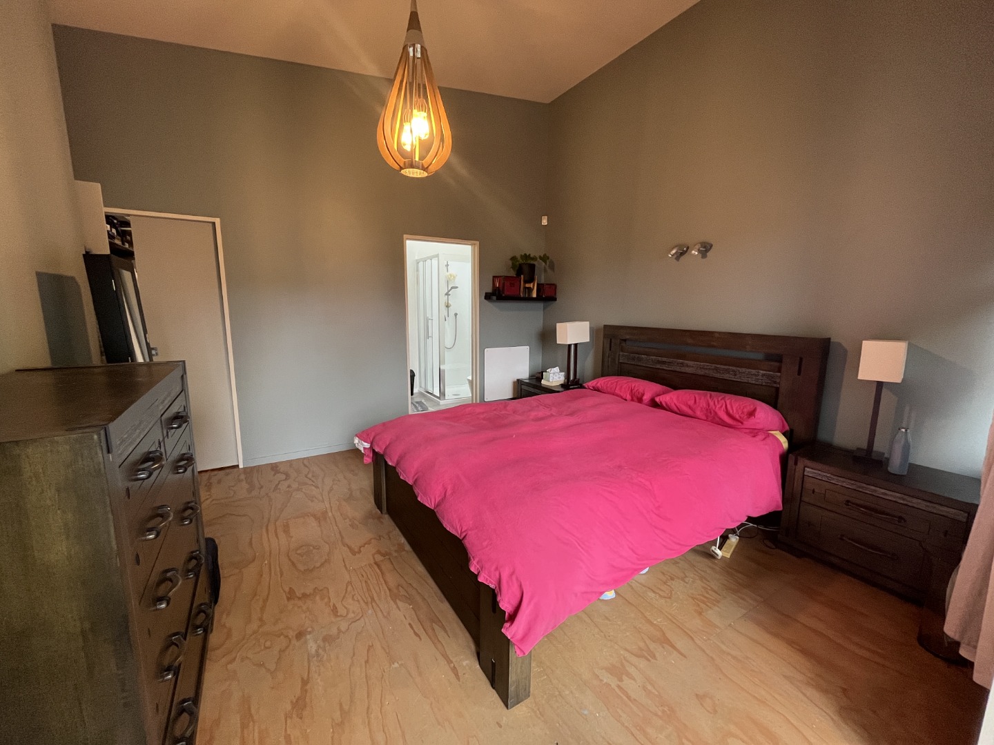 Waikanae Beach - 3 Bedrooms