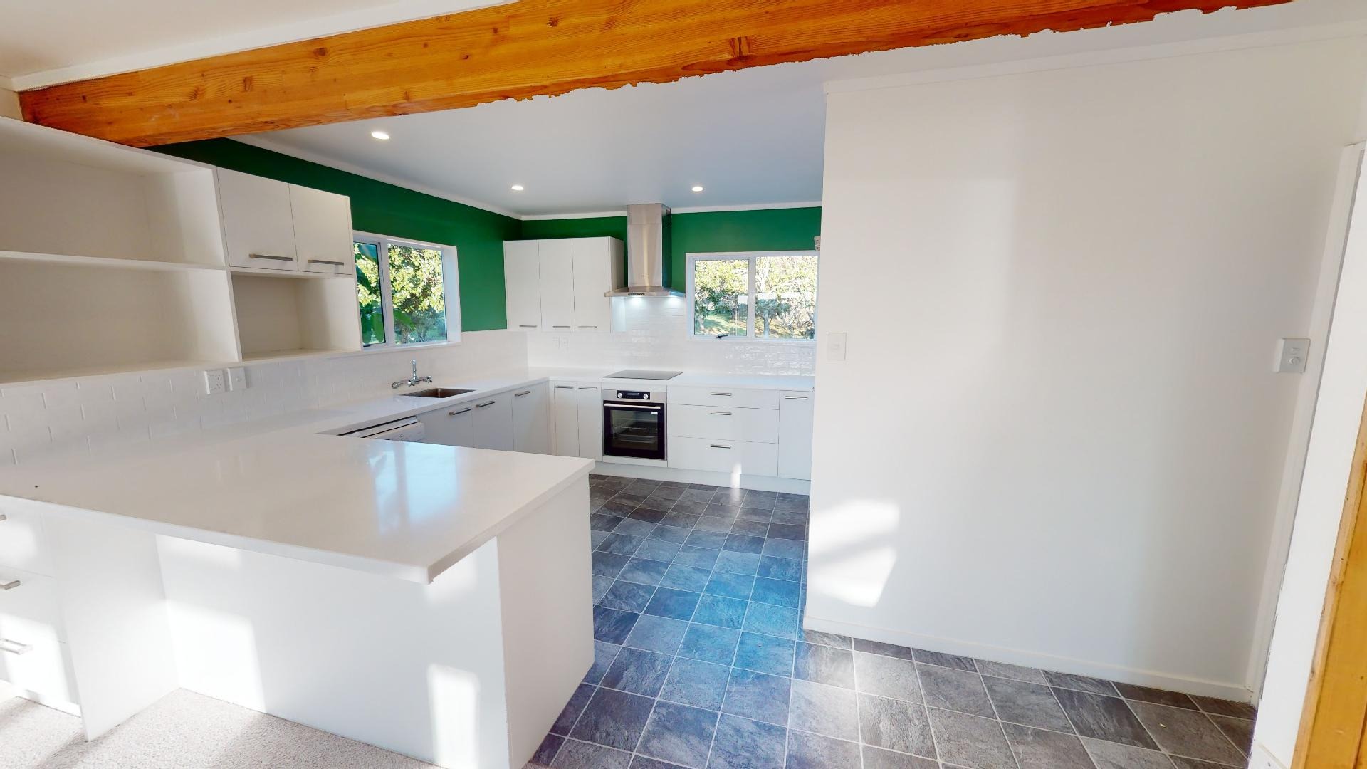 Halcombe - 3 Bedrooms