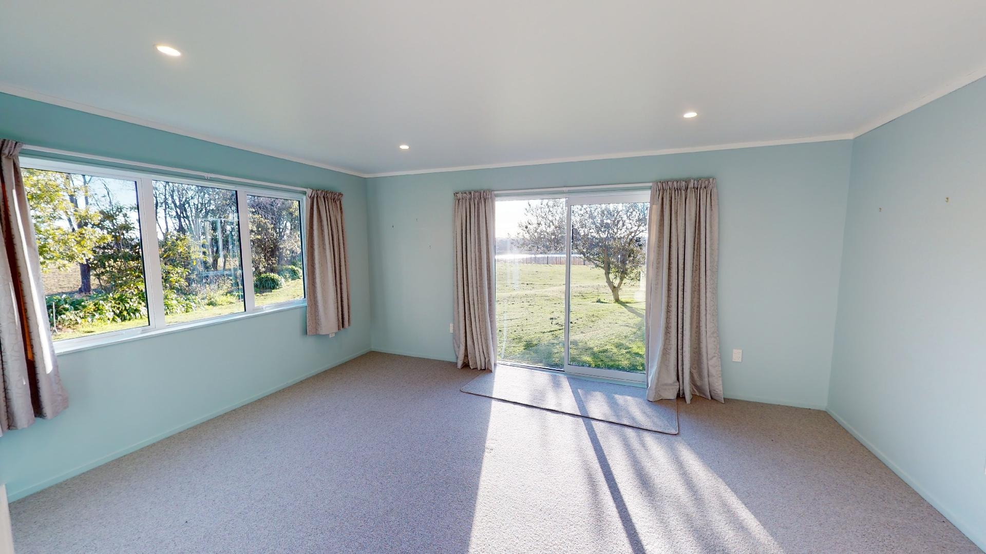 Halcombe - 3 Bedrooms