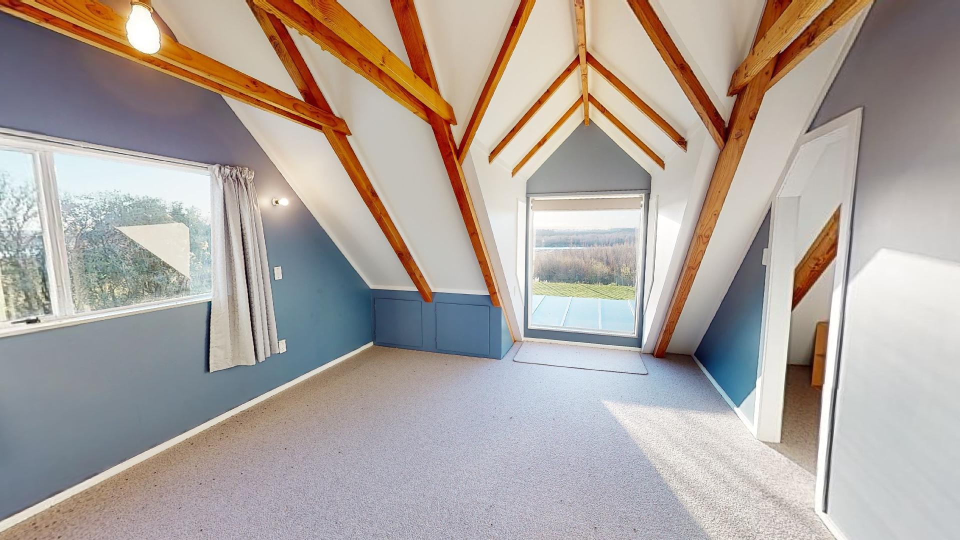 Halcombe - 3 Bedrooms