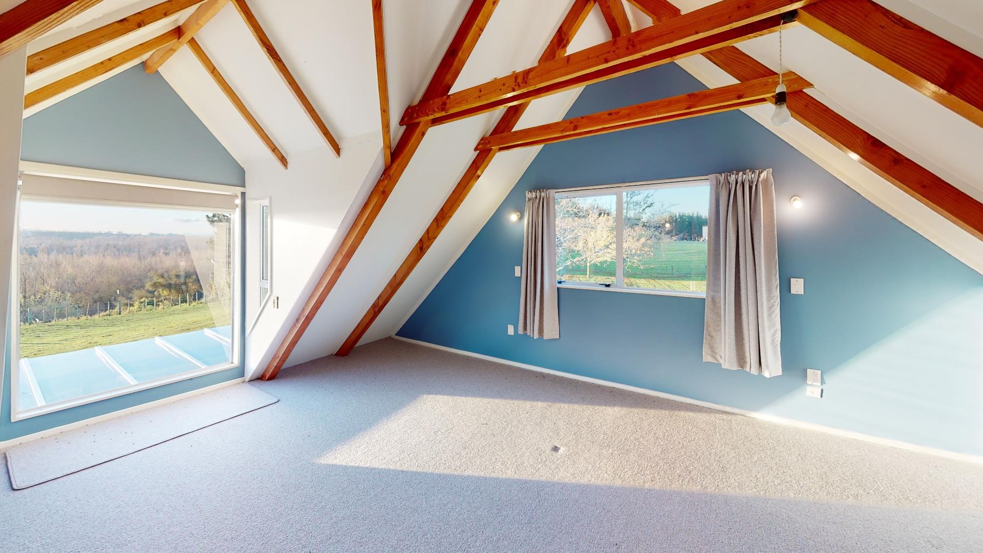 Halcombe - 3 Bedrooms