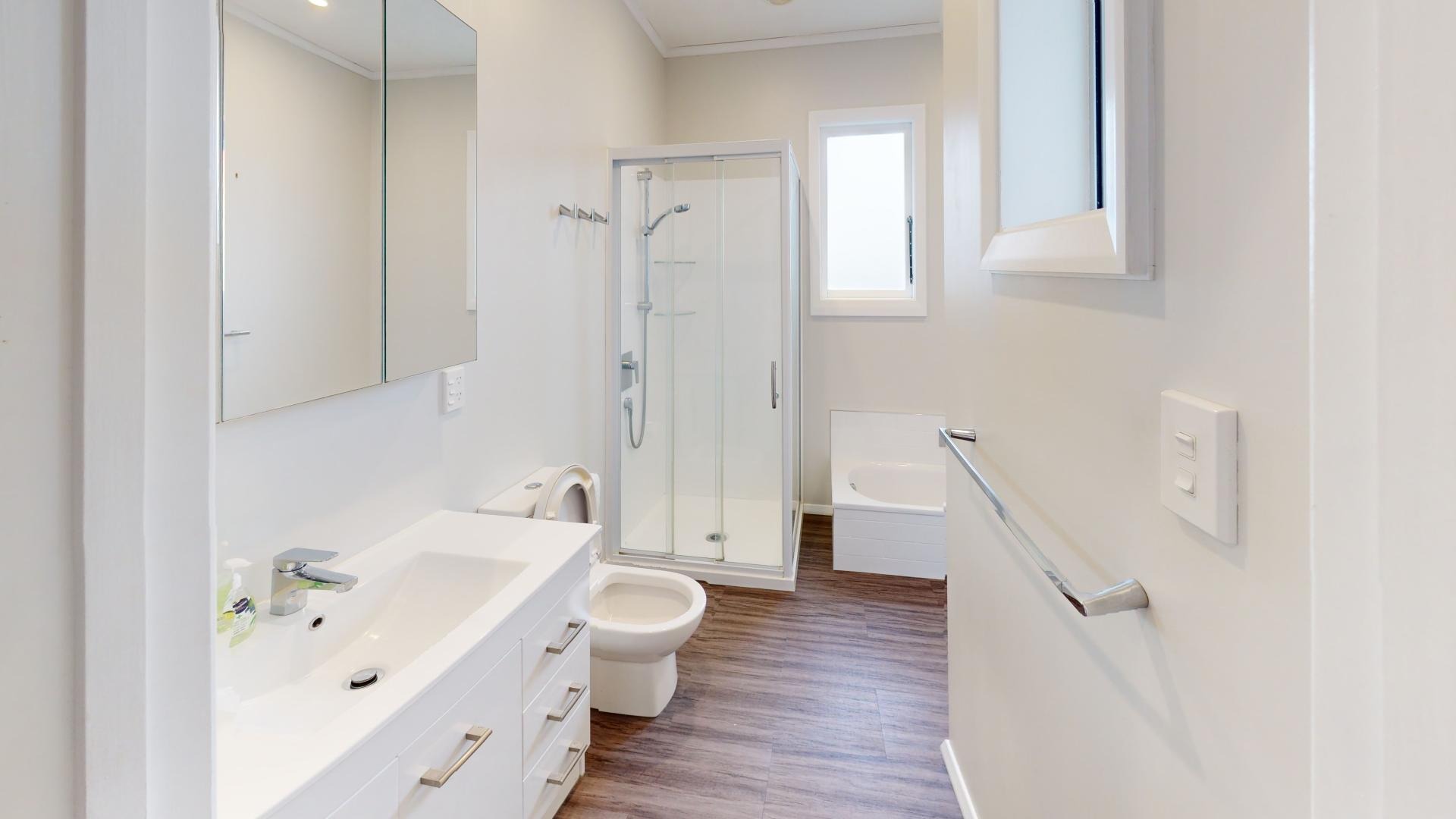 Awapuni - 2 Bedrooms