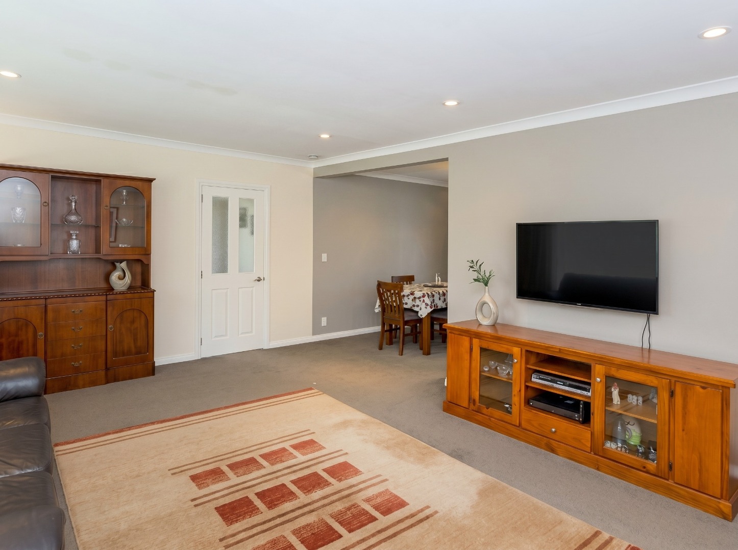 Waikanae - 4 Bedrooms