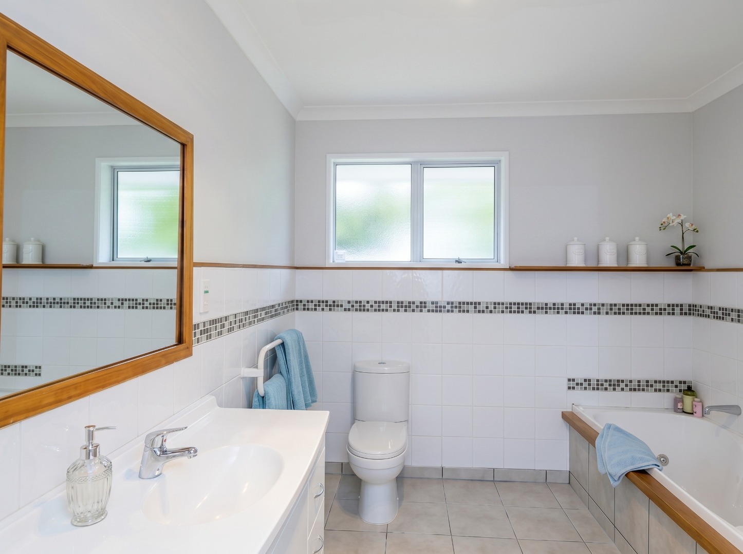 Waikanae - 4 Bedrooms