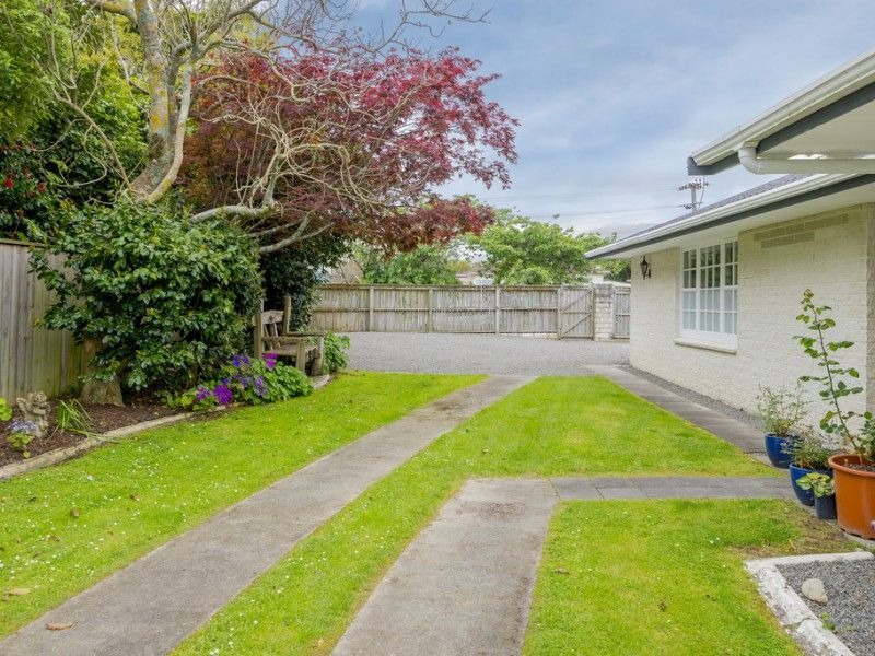 Waikanae - 4 Bedrooms