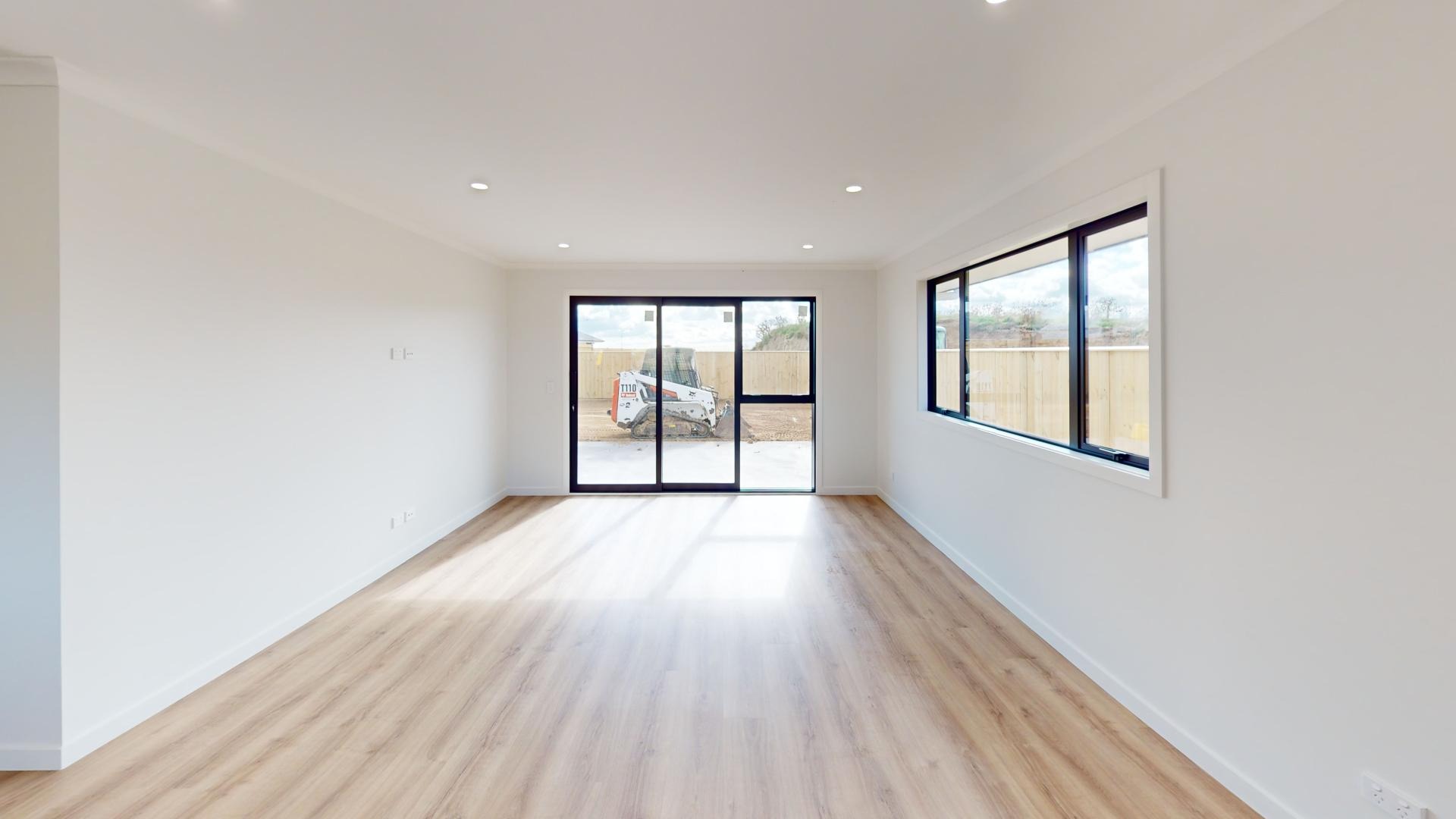 Fitzherbert - 4 Bedrooms 