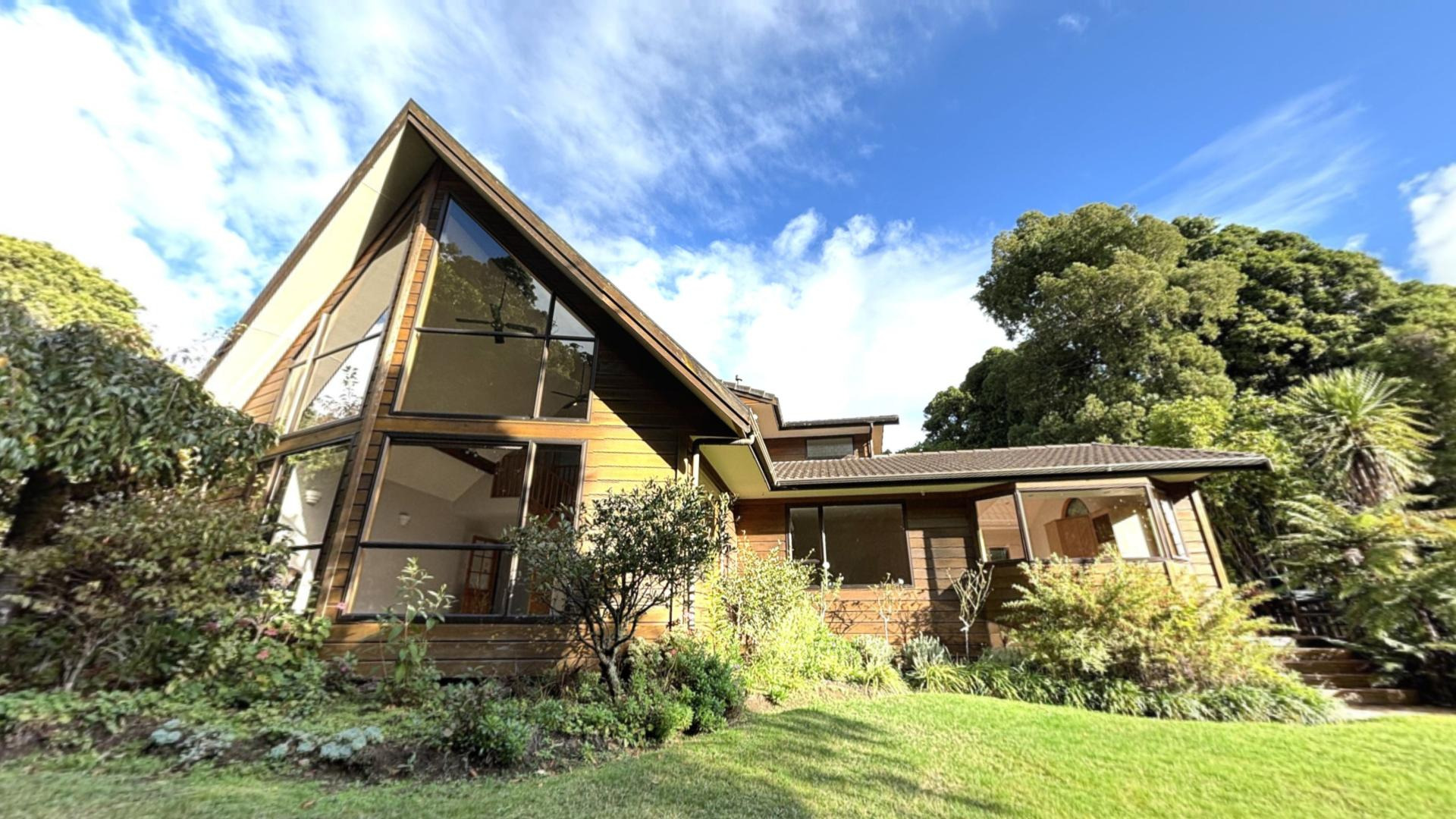 Waikanae - 4 Bedrooms