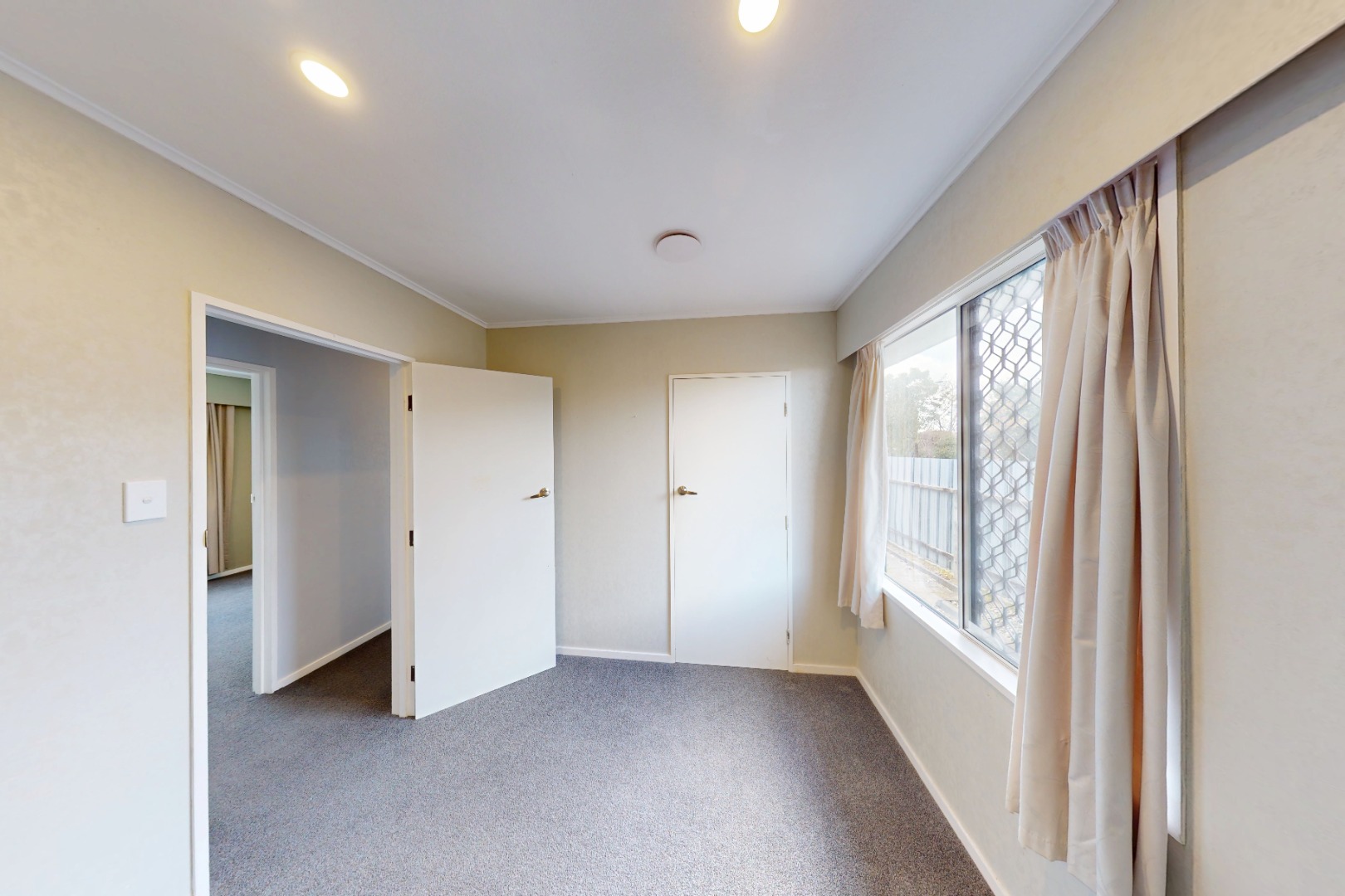 Awapuni - 4 Bedrooms
