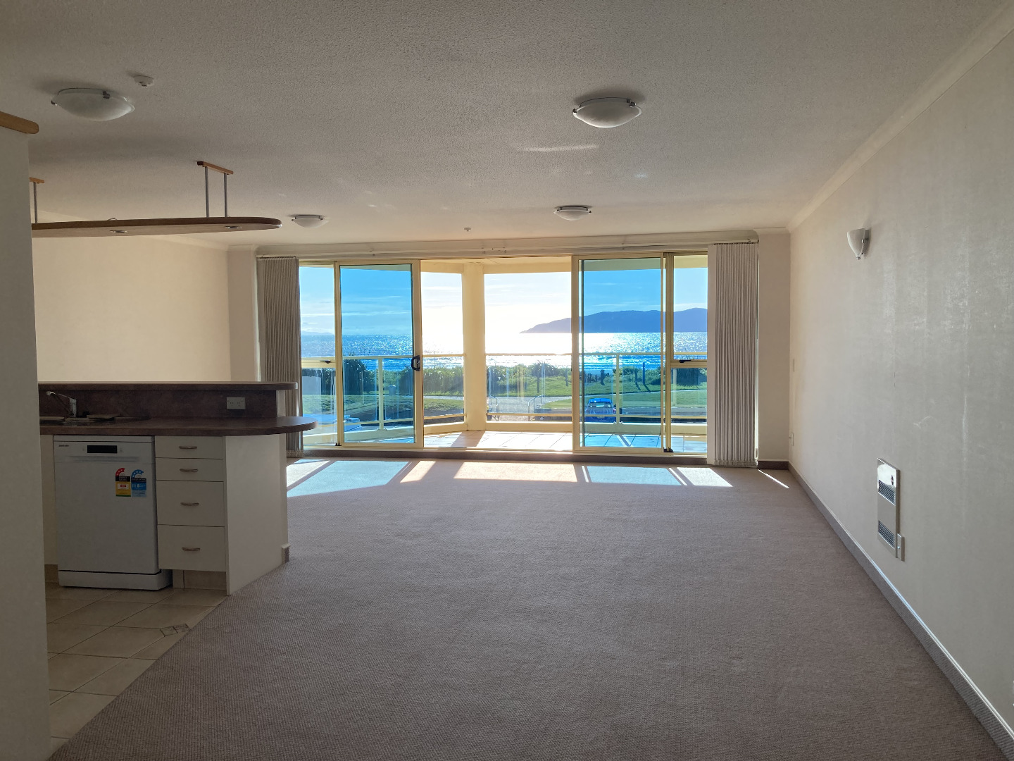 PARAPARAUMU BEACH - 2 BEDROOMS