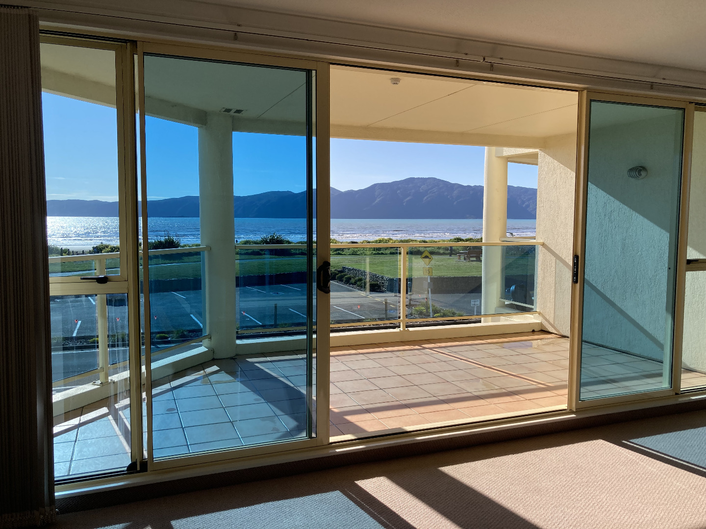 PARAPARAUMU BEACH - 2 BEDROOMS