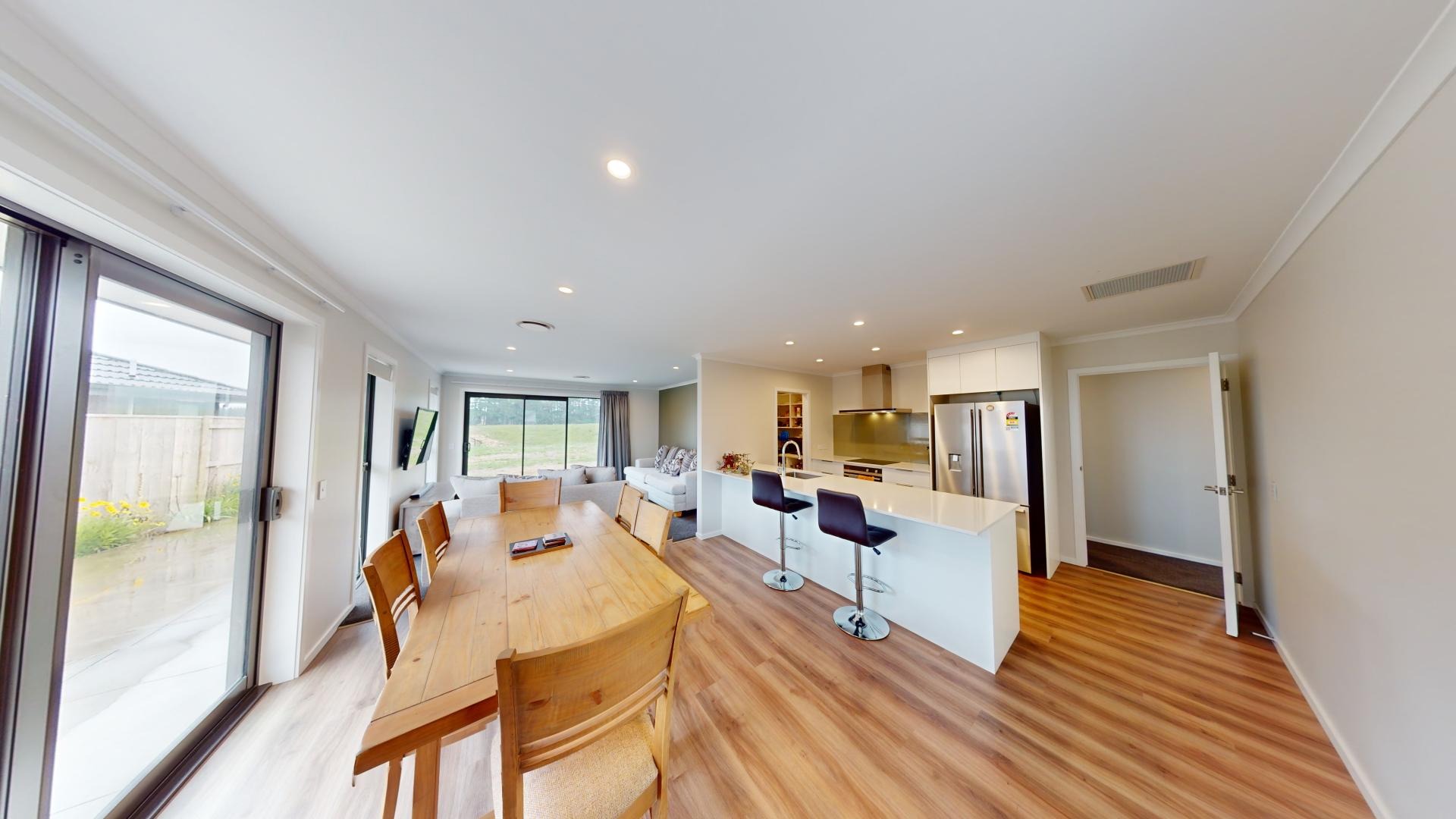 Fitzherbert - 4 Bedrooms