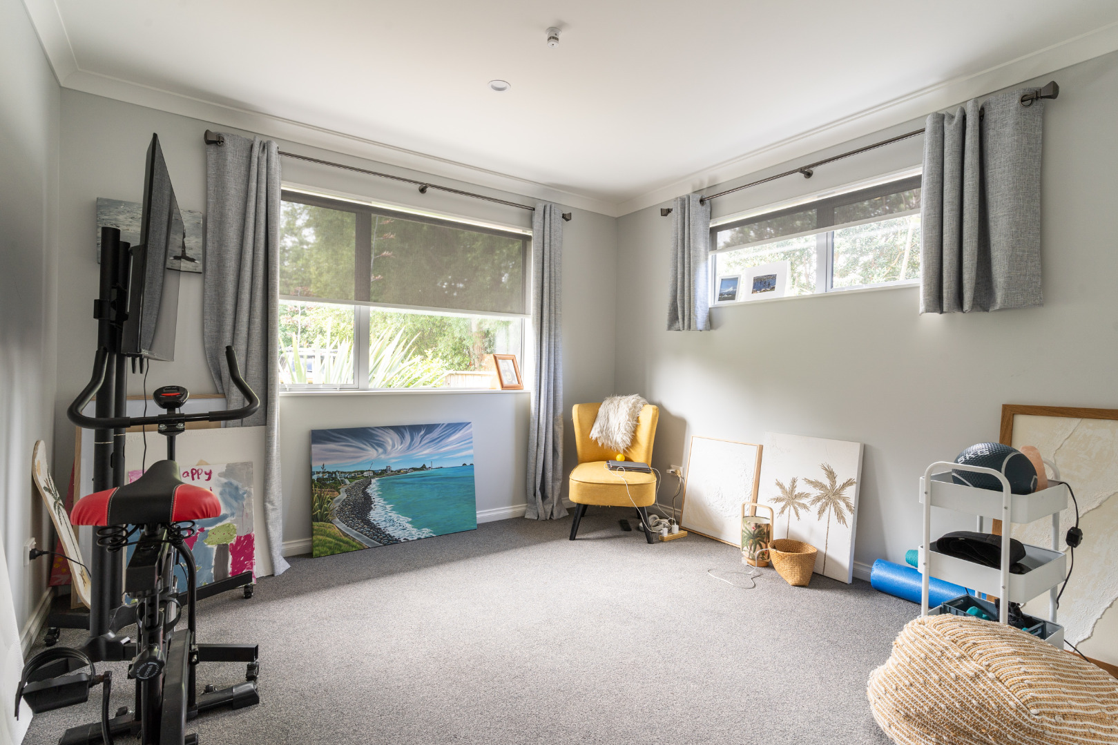 Paraparaumu Beach - 4 Bedrooms