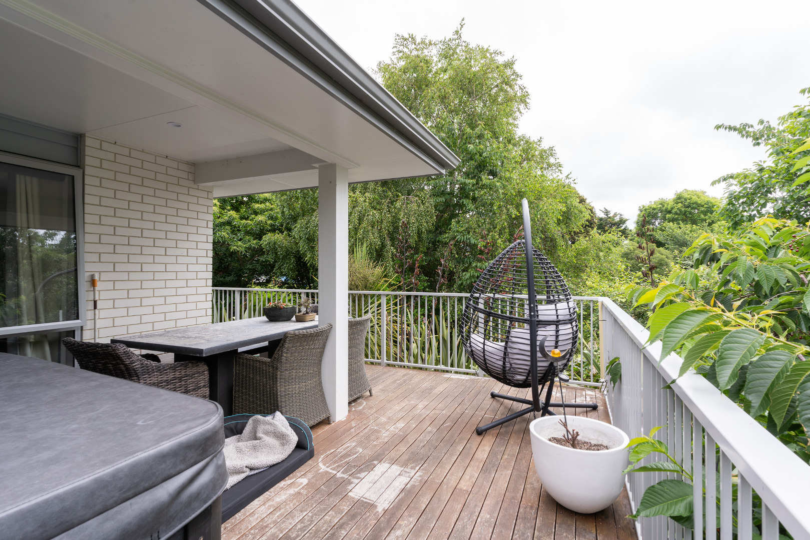 Paraparaumu Beach - 4 Bedrooms