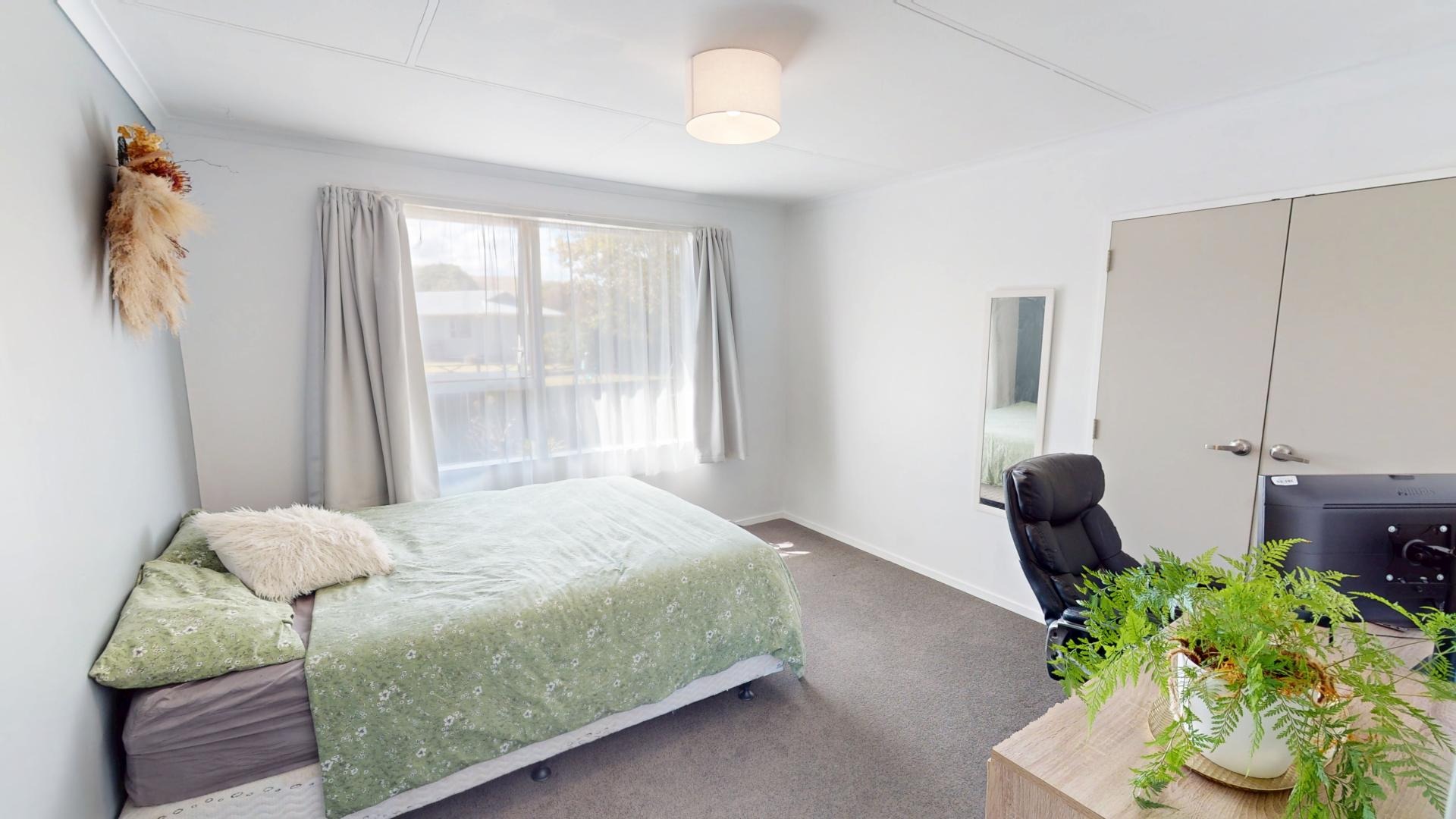 Ashhurst - 4 Bedrooms
