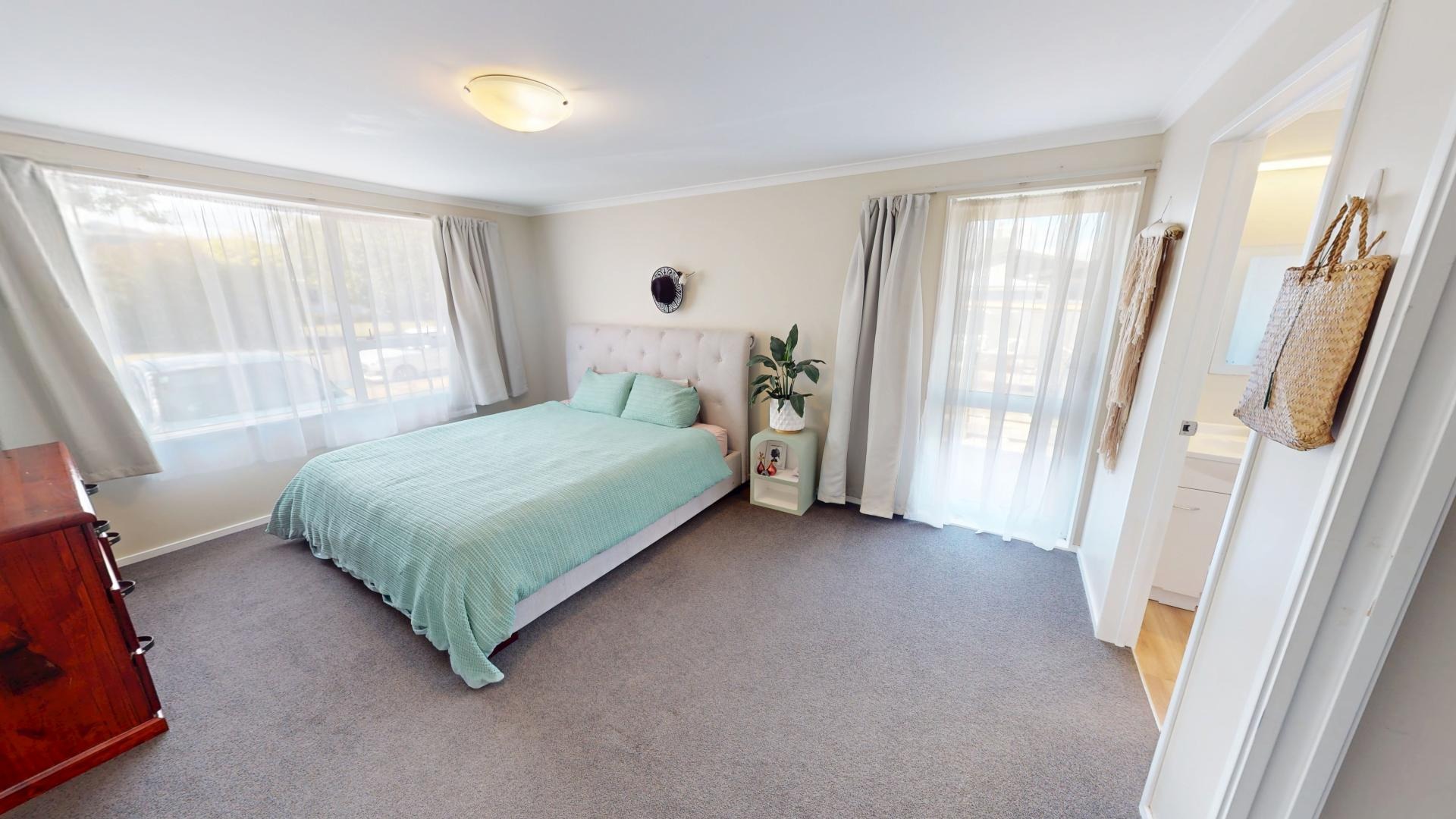 Ashhurst - 4 Bedrooms