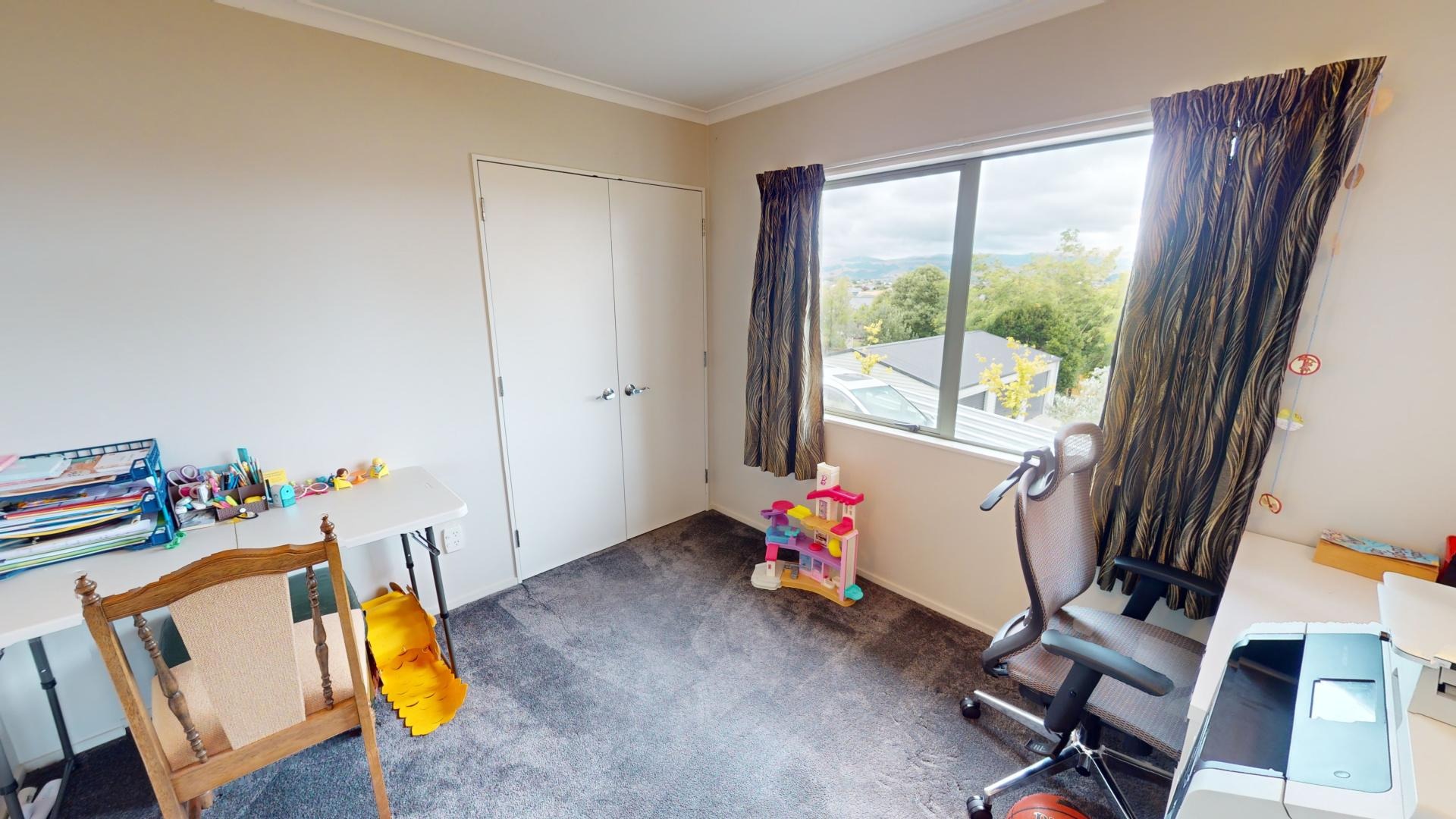 Kelvin Grove - 4 bedrooms