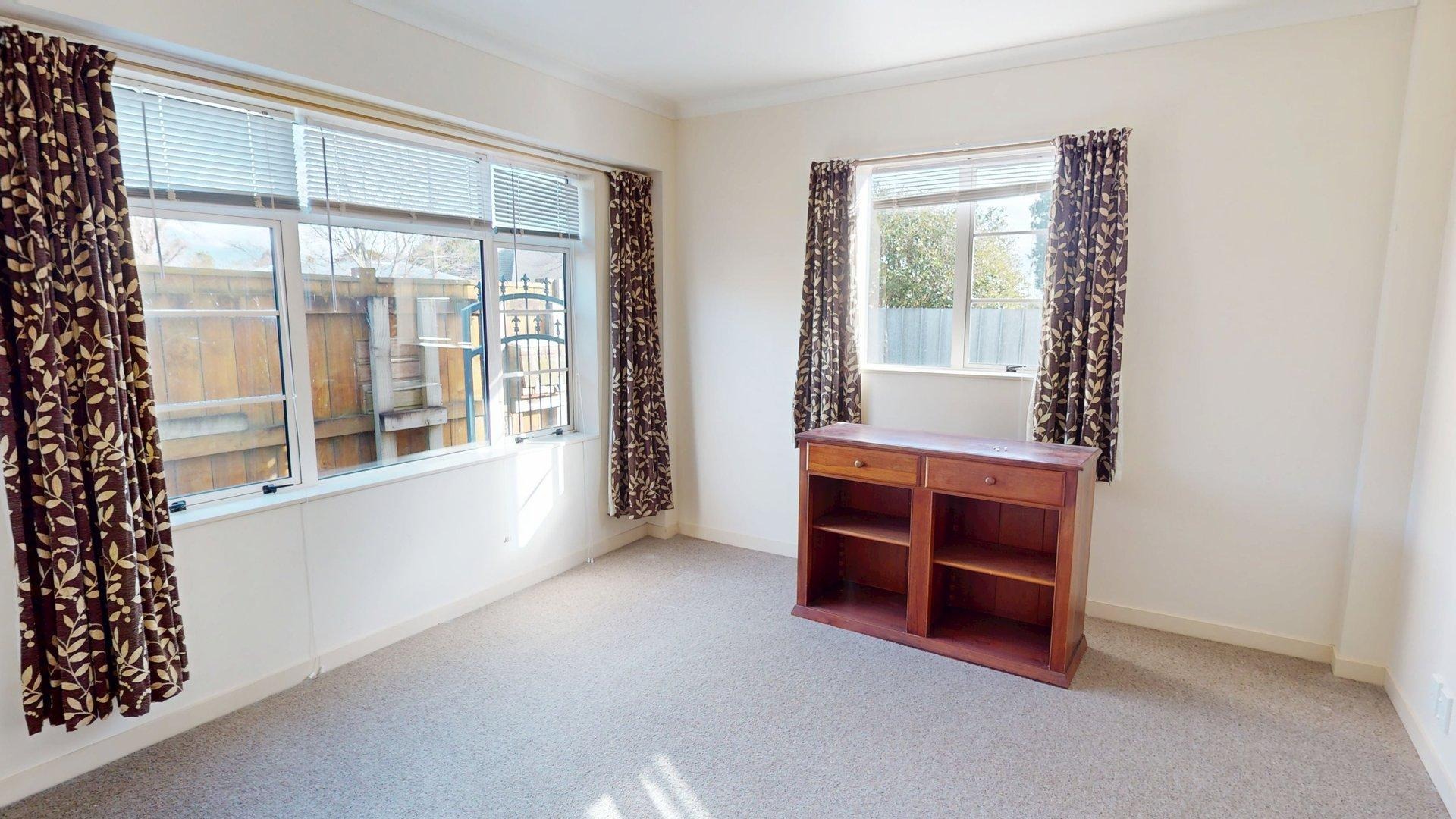 Roslyn - 3 Bedrooms