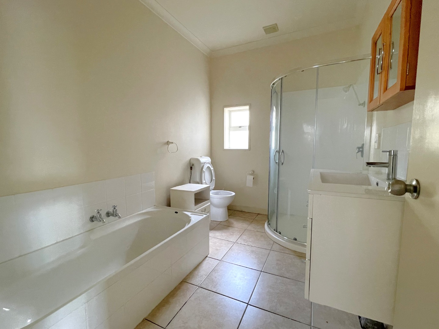 Roslyn - 3 Bedrooms