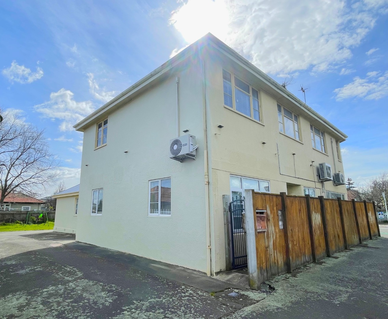 Roslyn - 3 Bedrooms