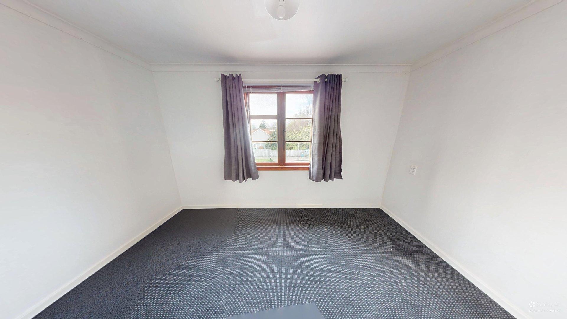 Roslyn - 2 Bedrooms