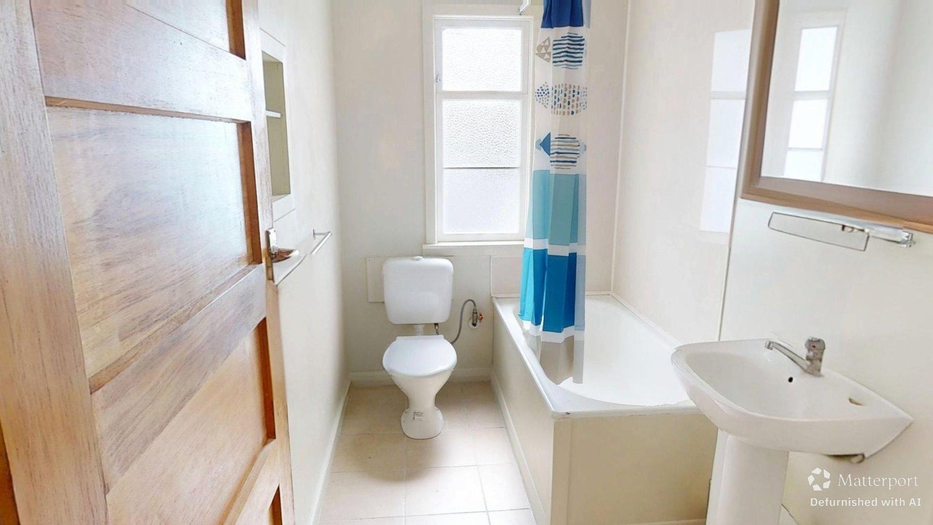 Roslyn - 2 Bedrooms
