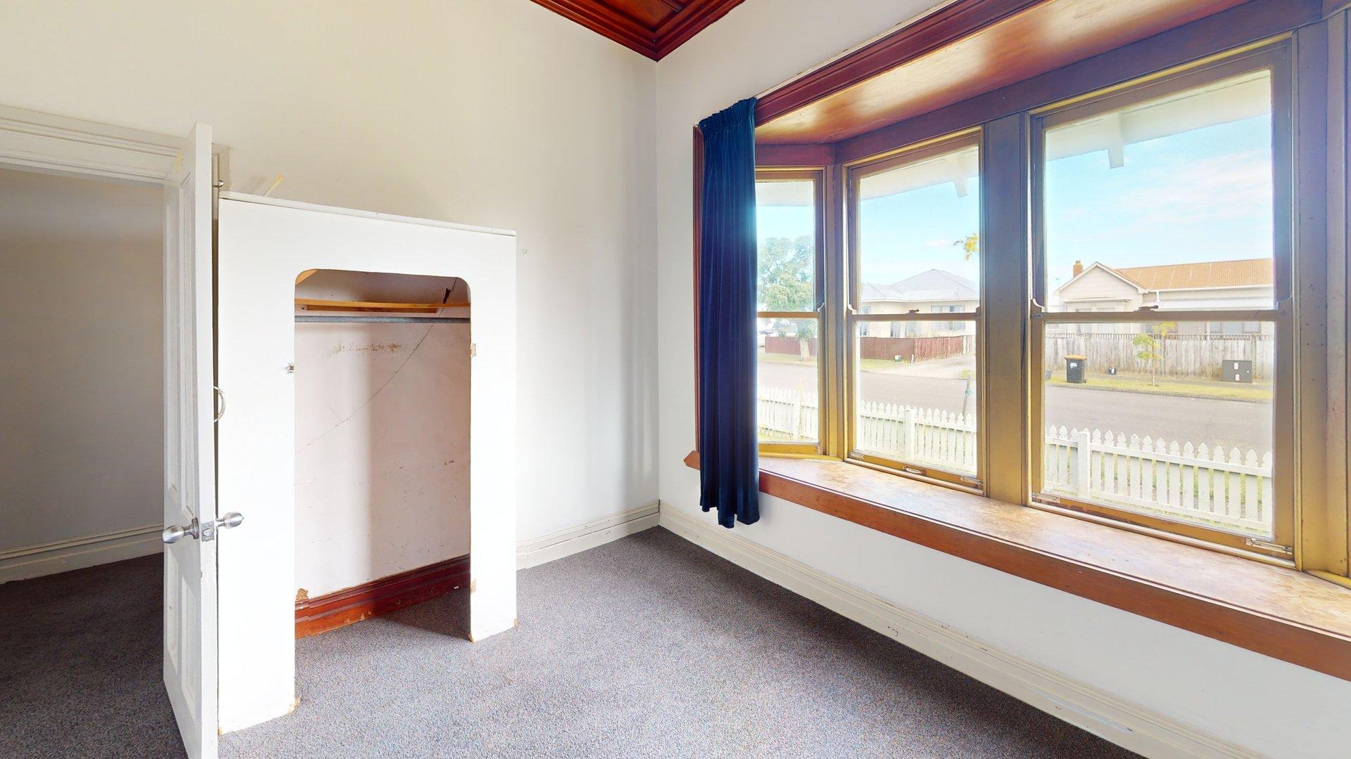 West End - 5 Bedrooms