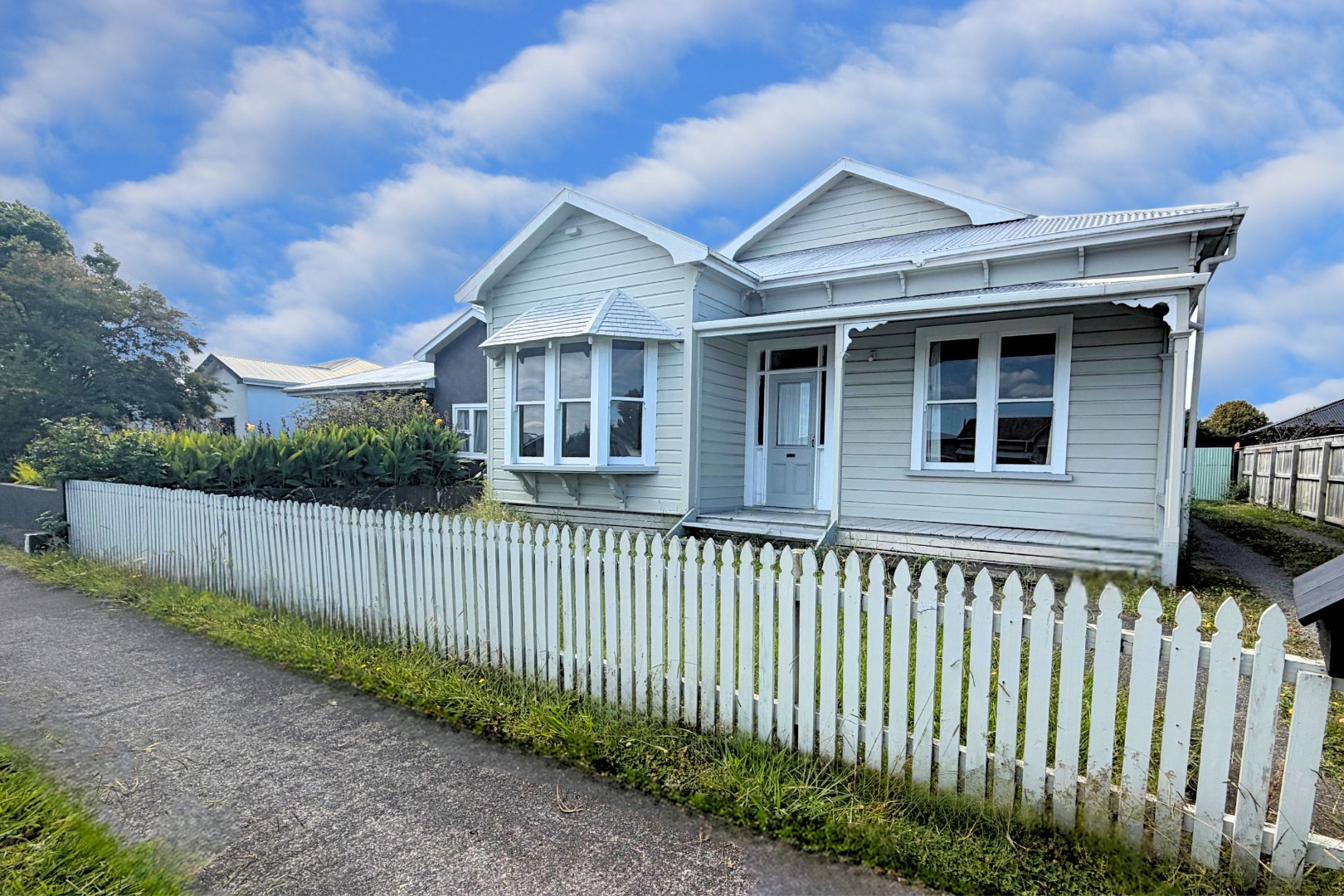 West End - 5 Bedrooms