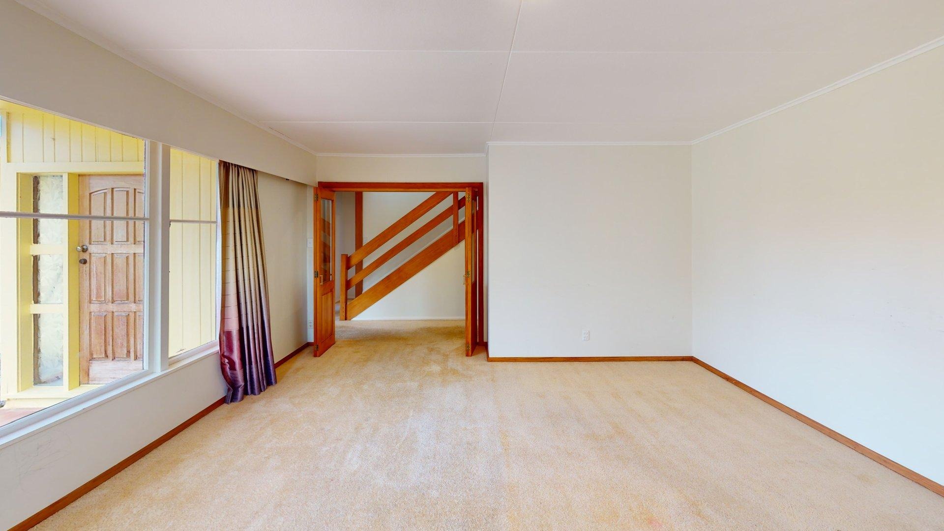 Awapuni - 5 bedrooms