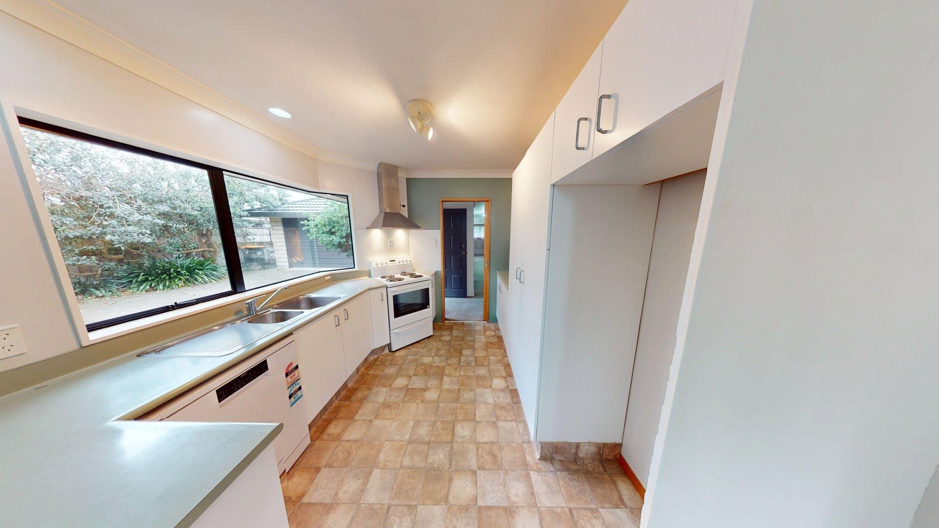 Hokowhitu - 3 Bedrooms + Office 