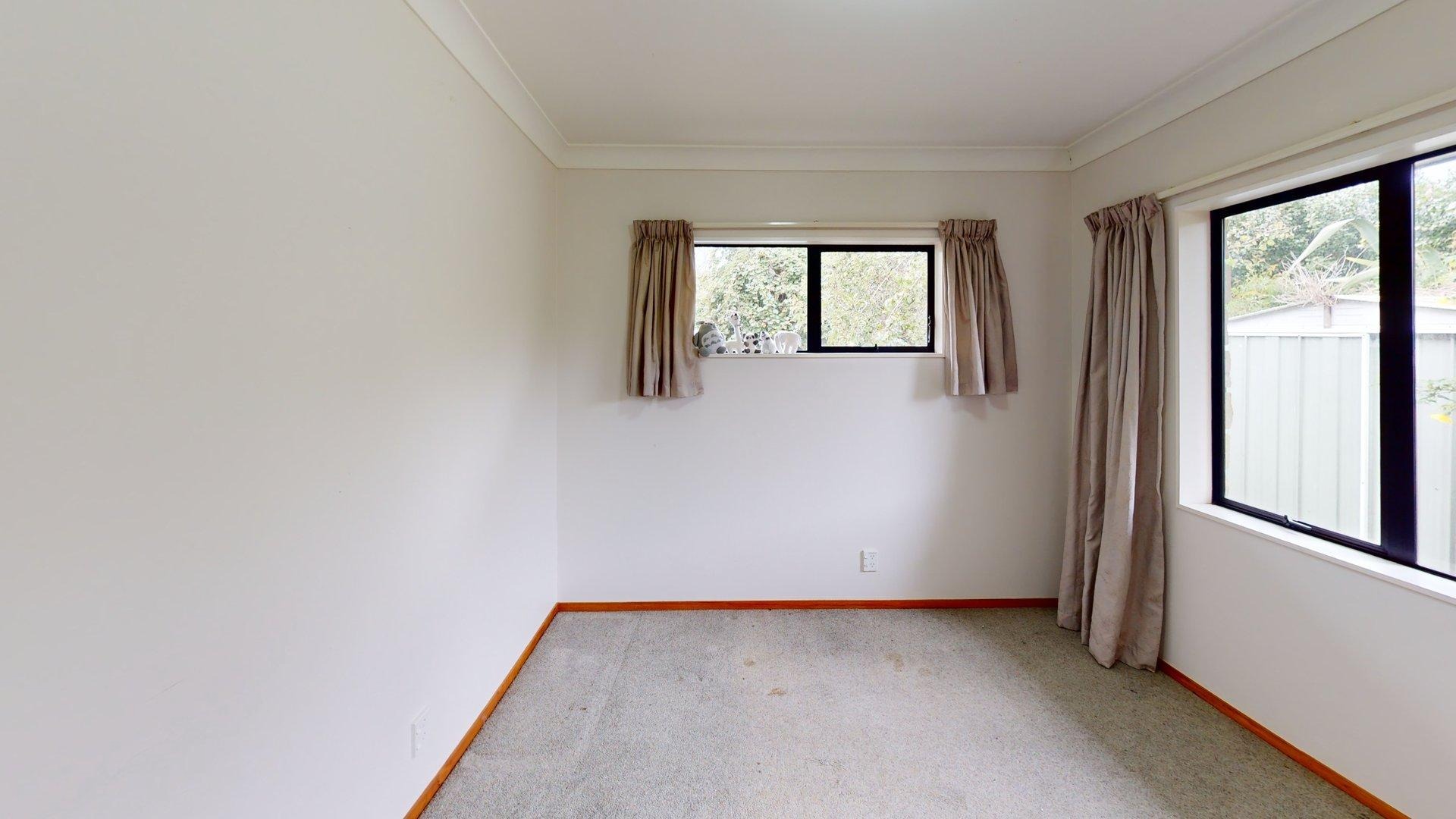 Hokowhitu - 3 Bedrooms + Office 