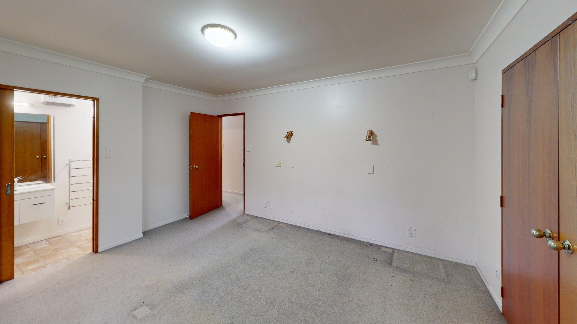 Hokowhitu - 3 Bedrooms + Office 