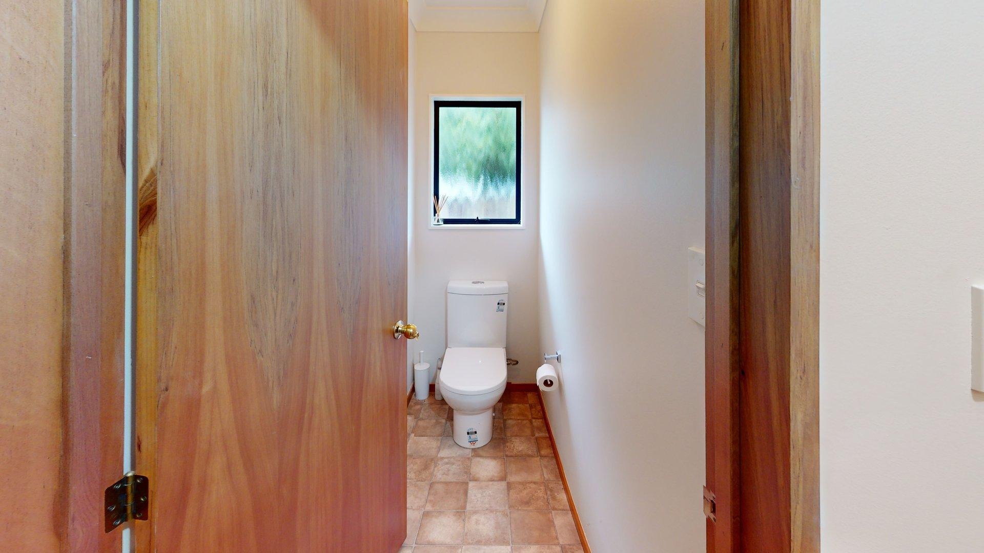 Hokowhitu - 3 Bedrooms + Office 