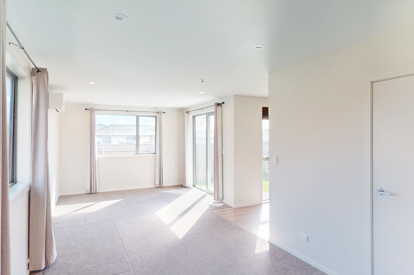 Sanson - 2 Bedrooms