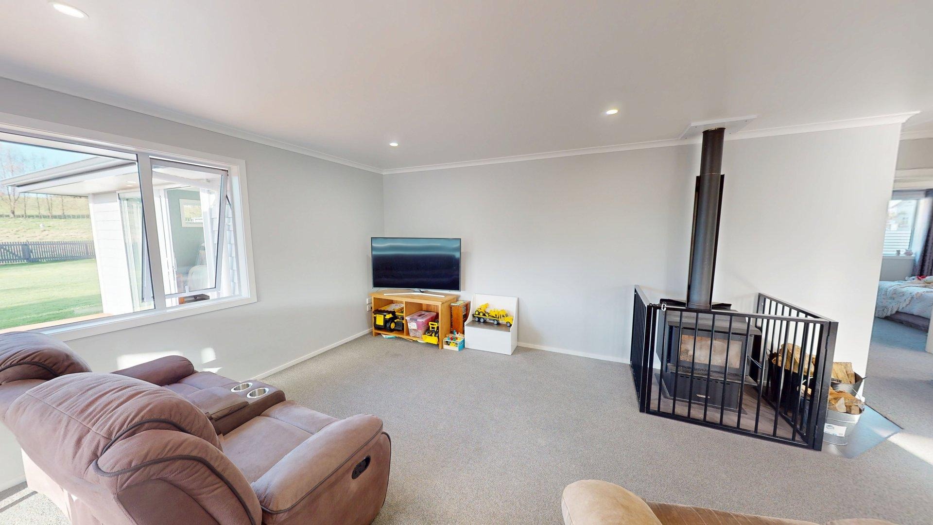 Halcombe - 4 Bedrooms