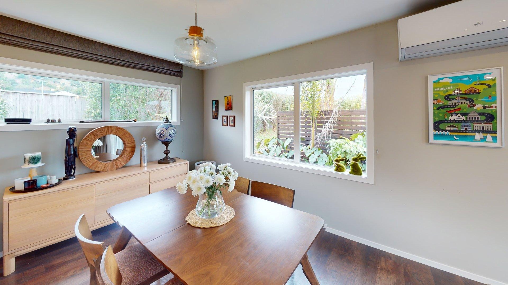 Waikanae - 4 Bedrooms