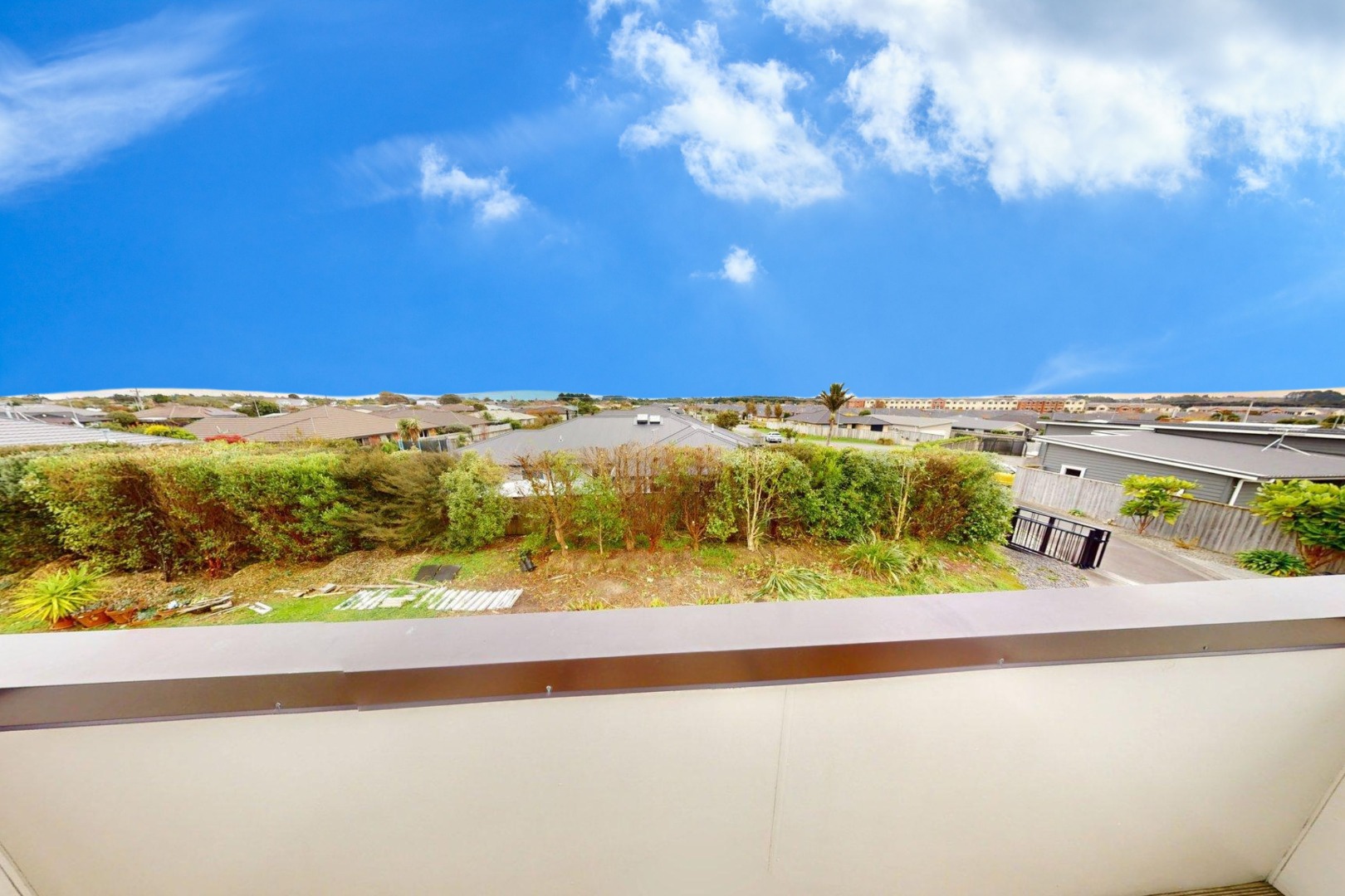 Waikanae - 4 Bedrooms