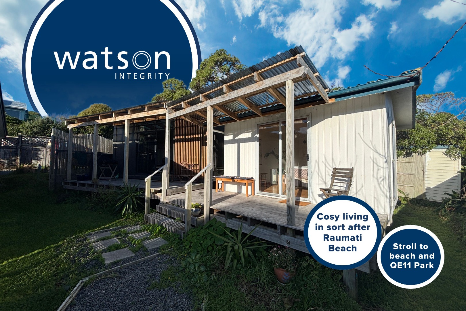 Raumati South - 4 bedrooms