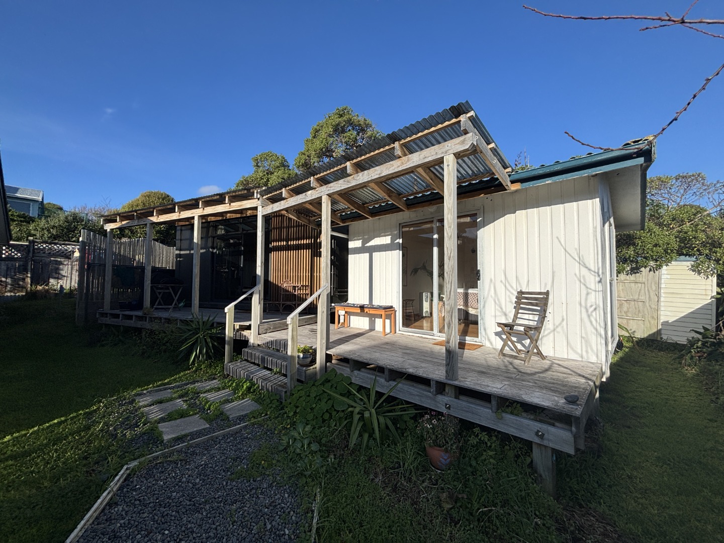 Raumati South - 4 bedrooms