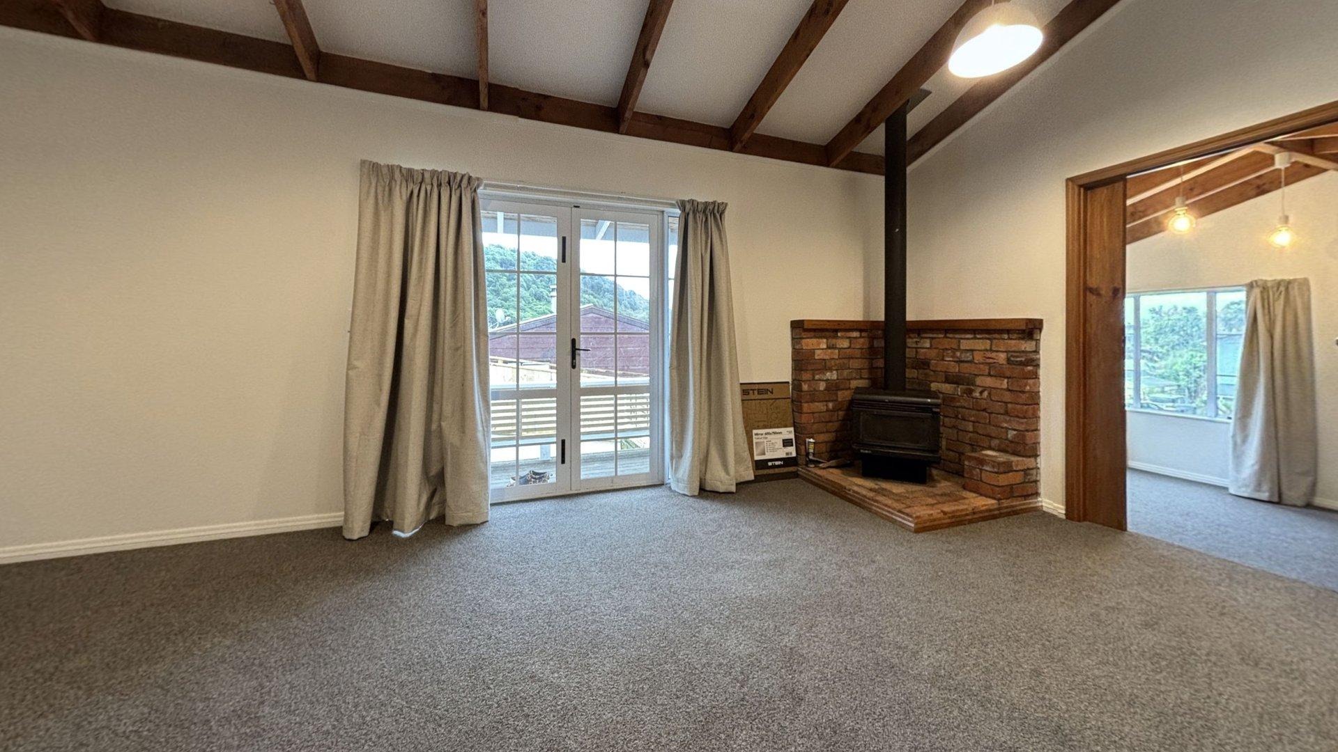Paraparaumu - 3 Bedrooms