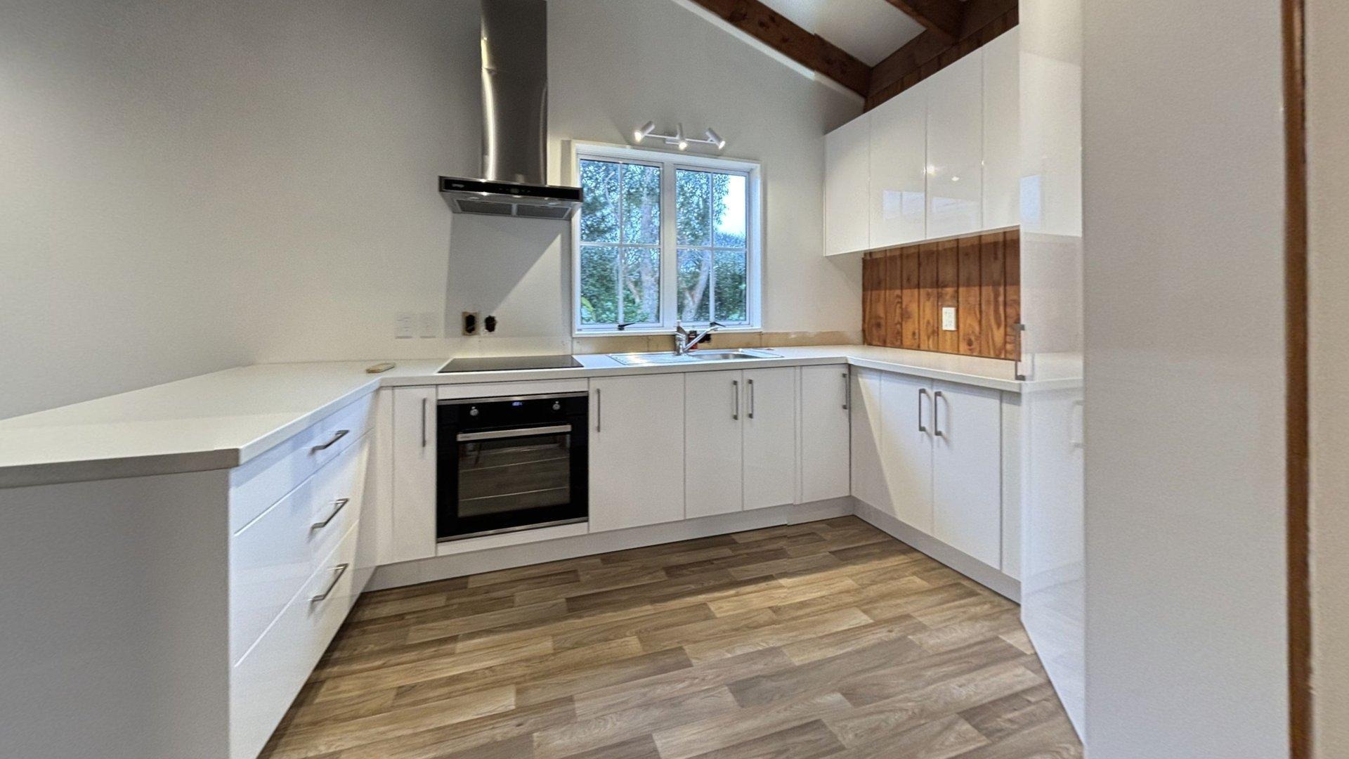 Paraparaumu - 3 Bedrooms