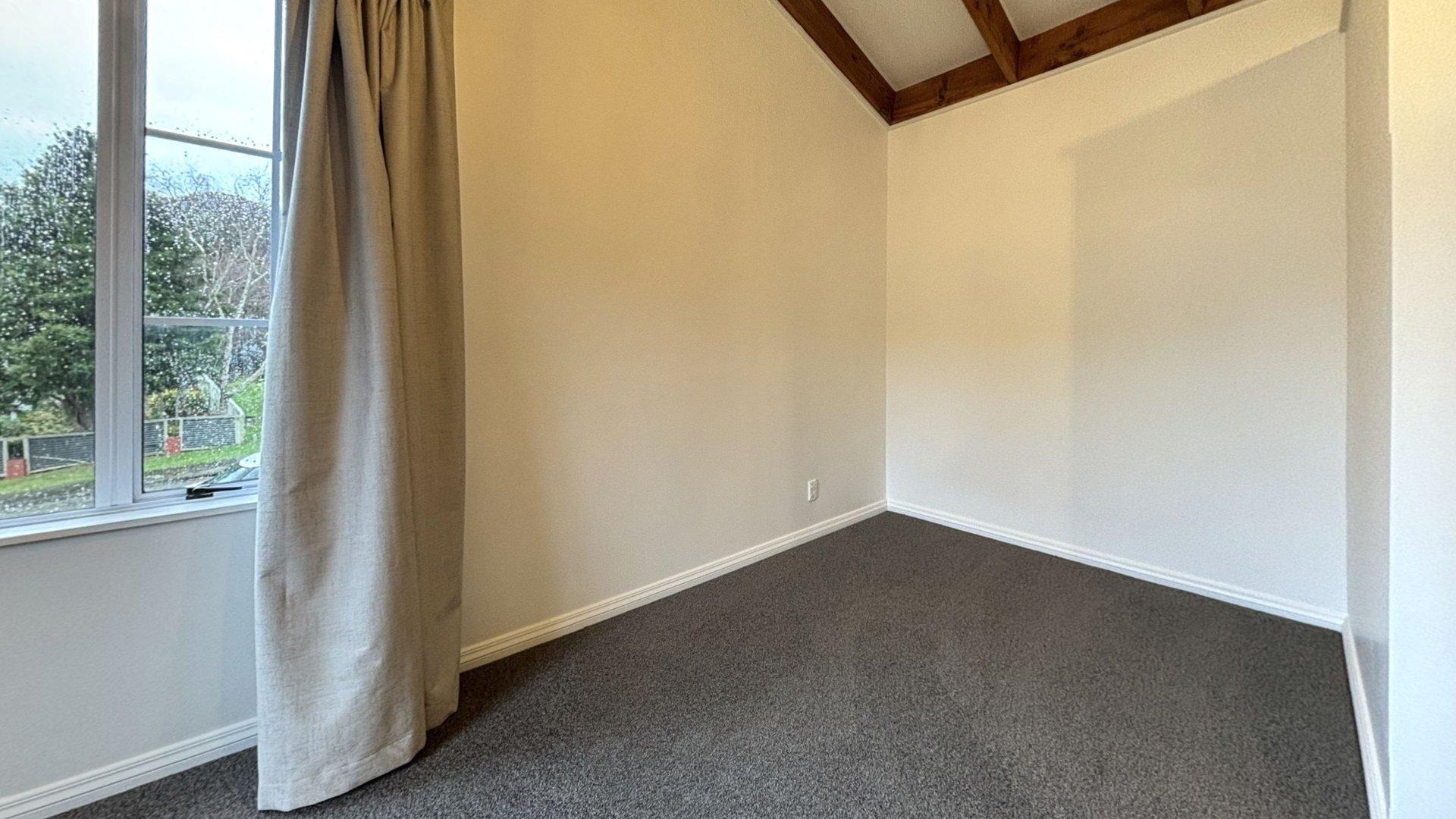 Paraparaumu - 3 Bedrooms