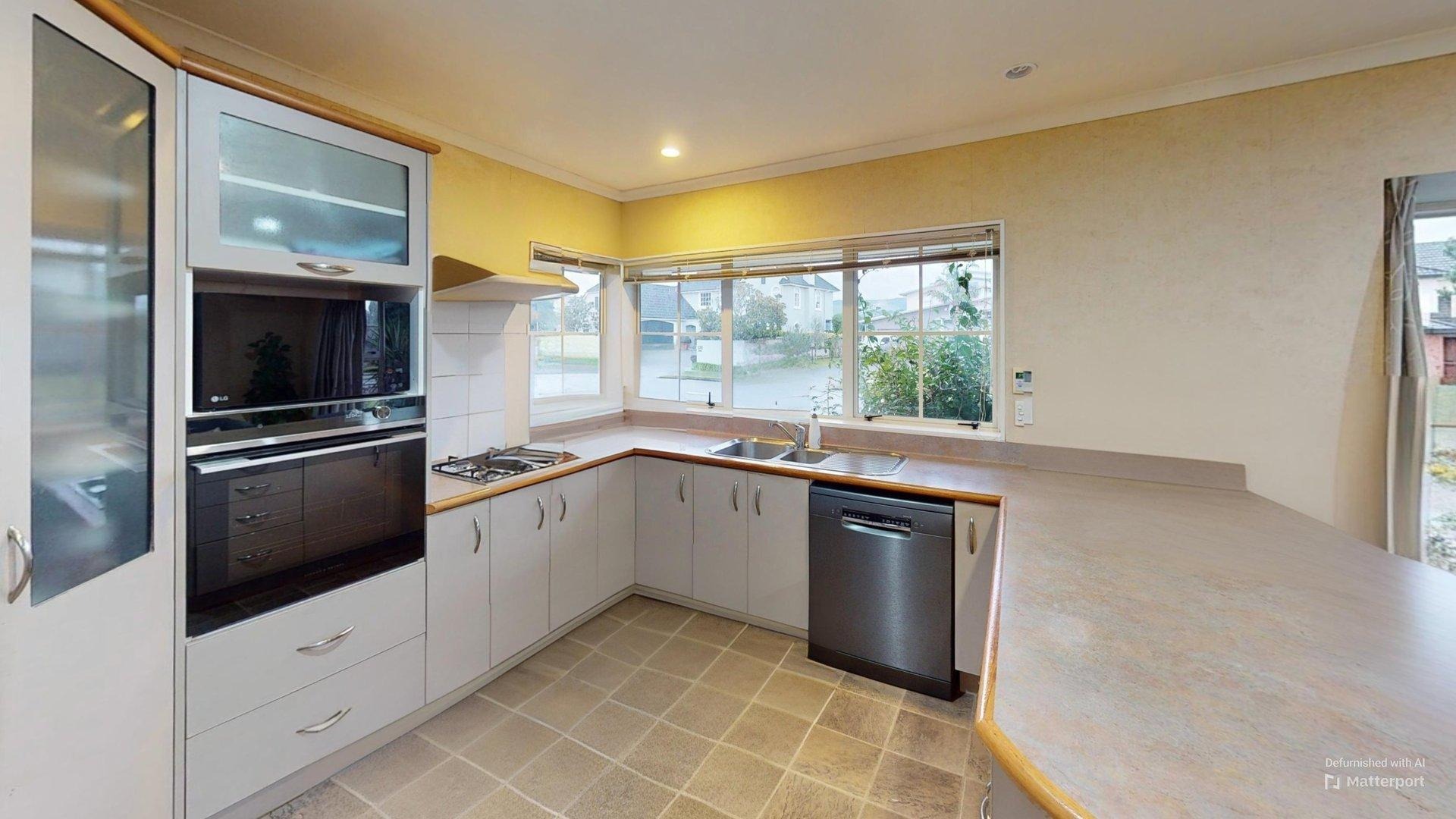 Fitzherbert - 4 Bedrooms