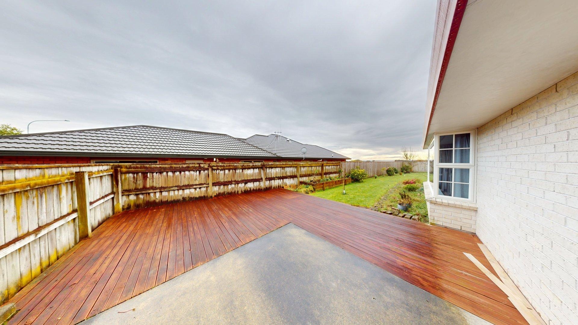 Fitzherbert - 4 Bedrooms
