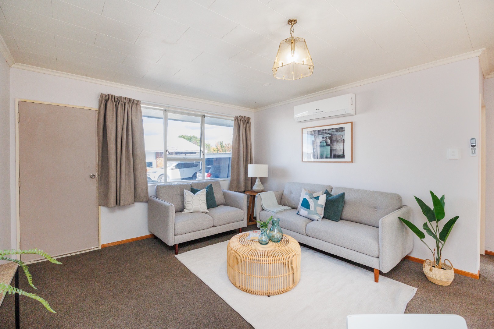 Roslyn - 2 Bedrooms
