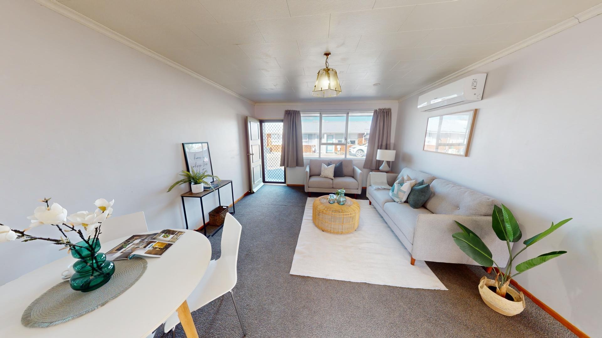 Roslyn - 2 Bedrooms