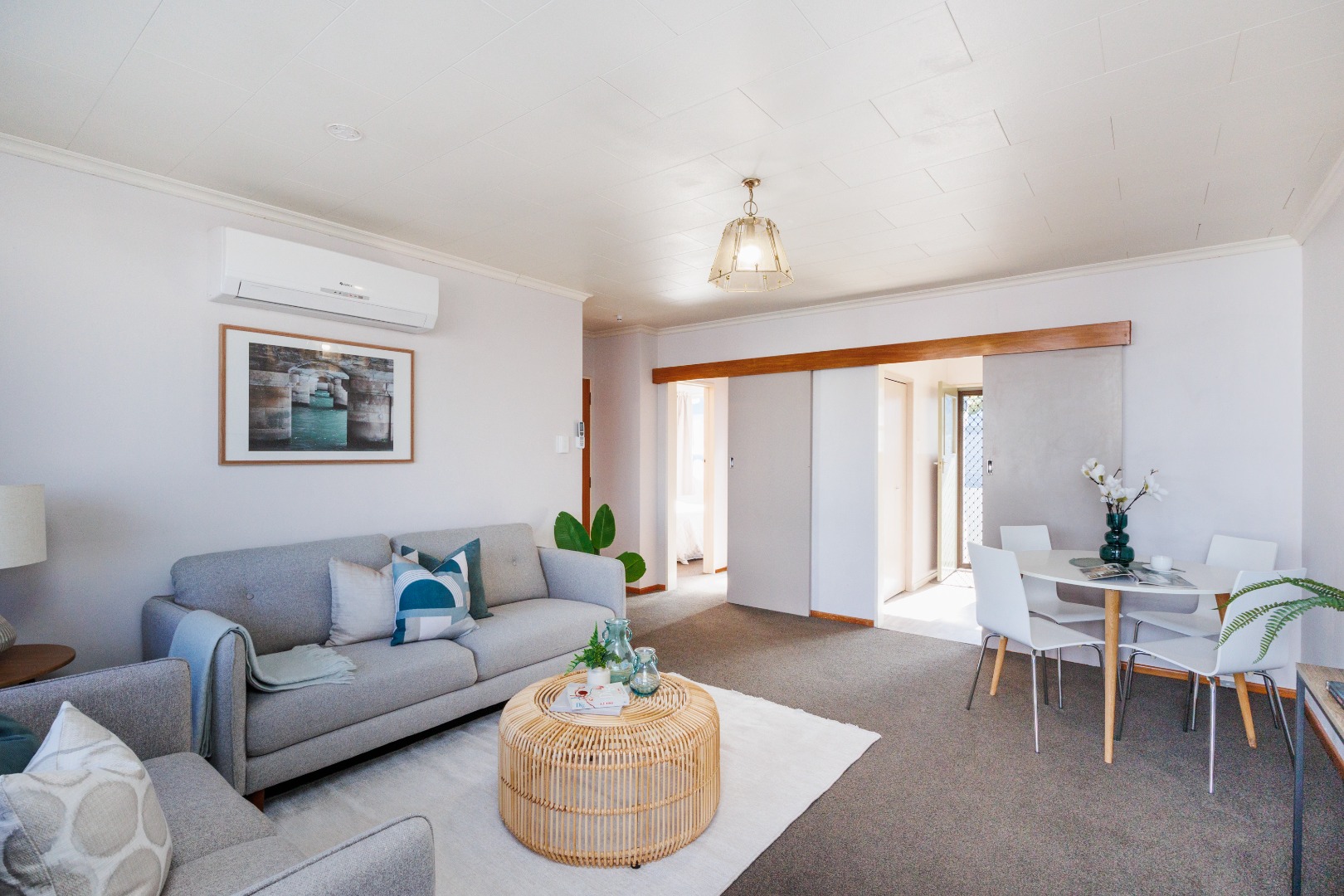 Roslyn - 2 Bedrooms