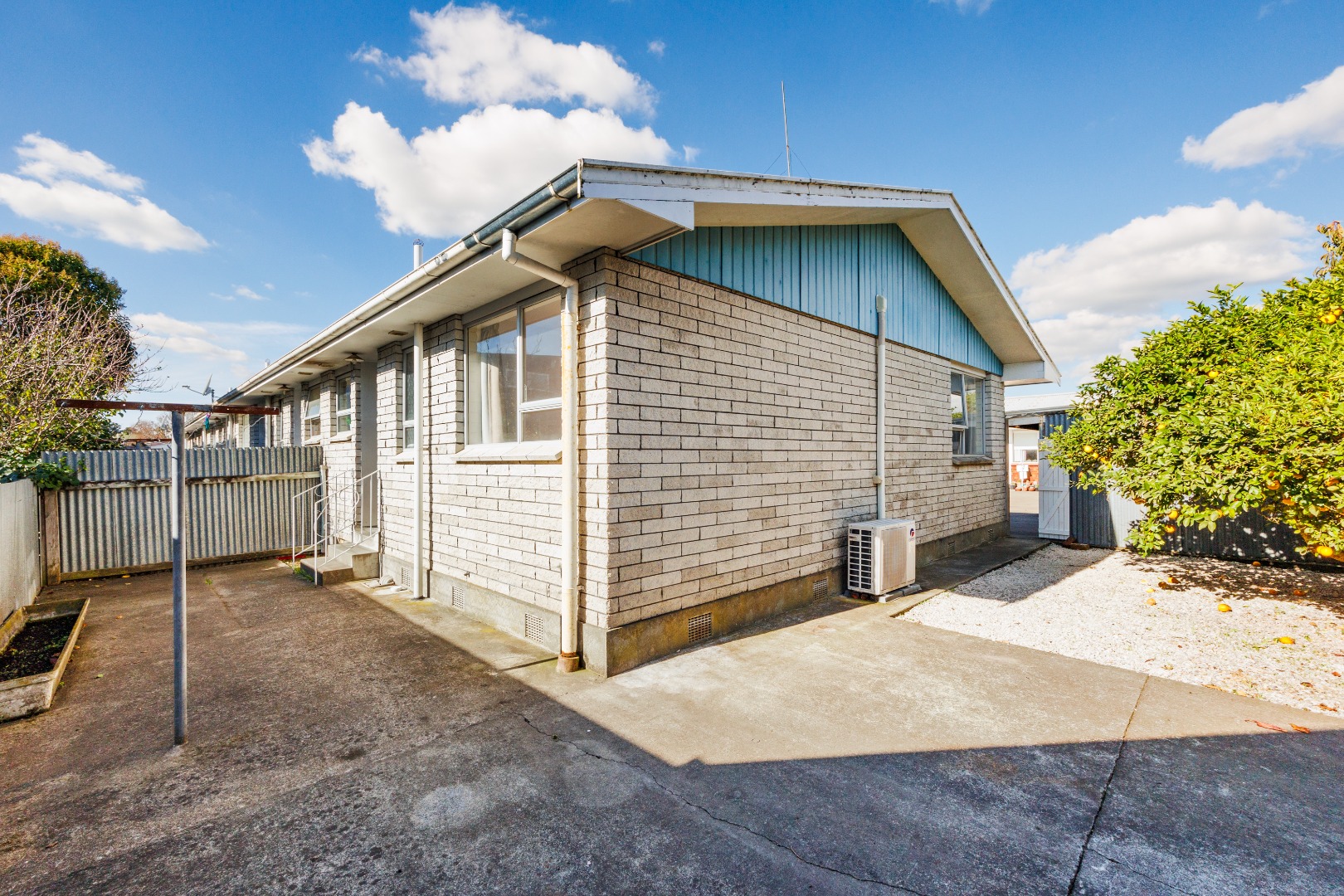 Roslyn - 2 Bedrooms