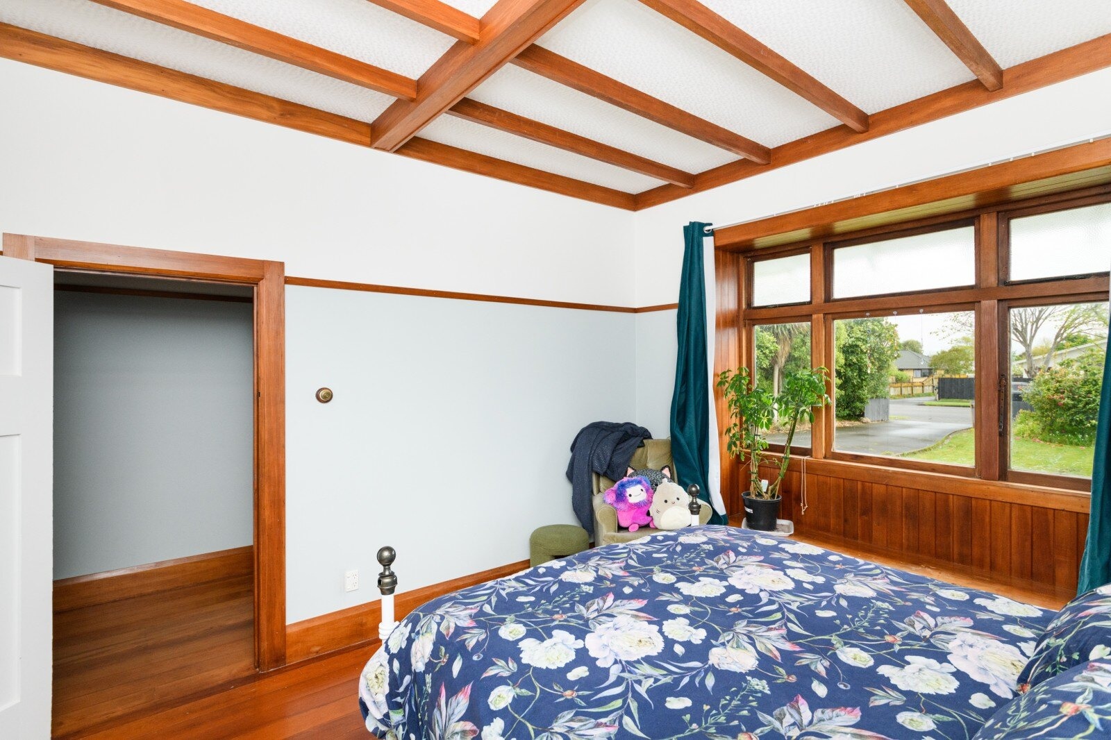 Roslyn - 3 Bedrooms
